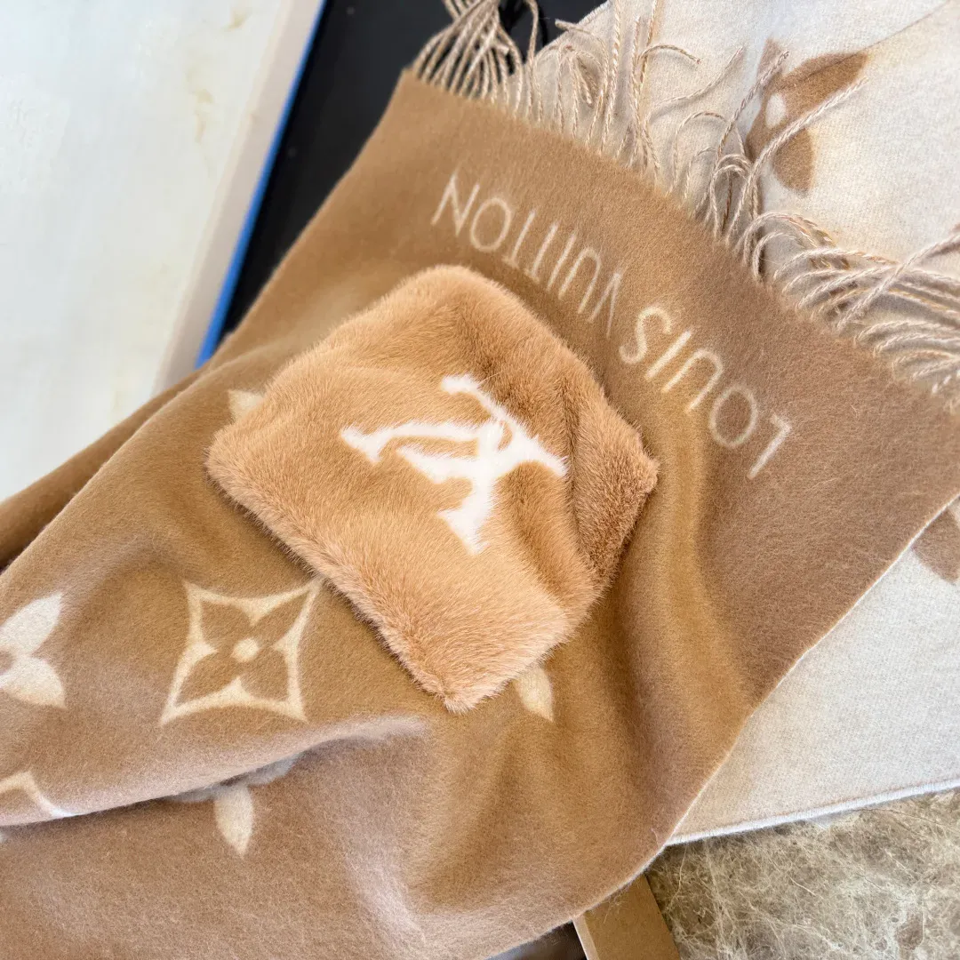 Шарфы Louis Vuitton 412296