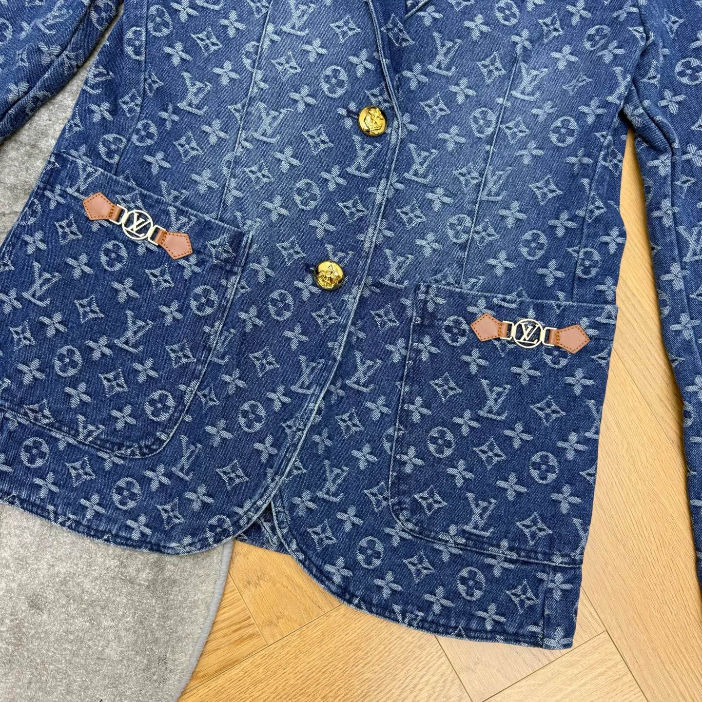 Жакеты Женские Louis Vuitton 18348268