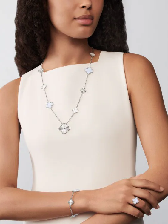 Бижутерия Van Cleef & Arpels 17361279