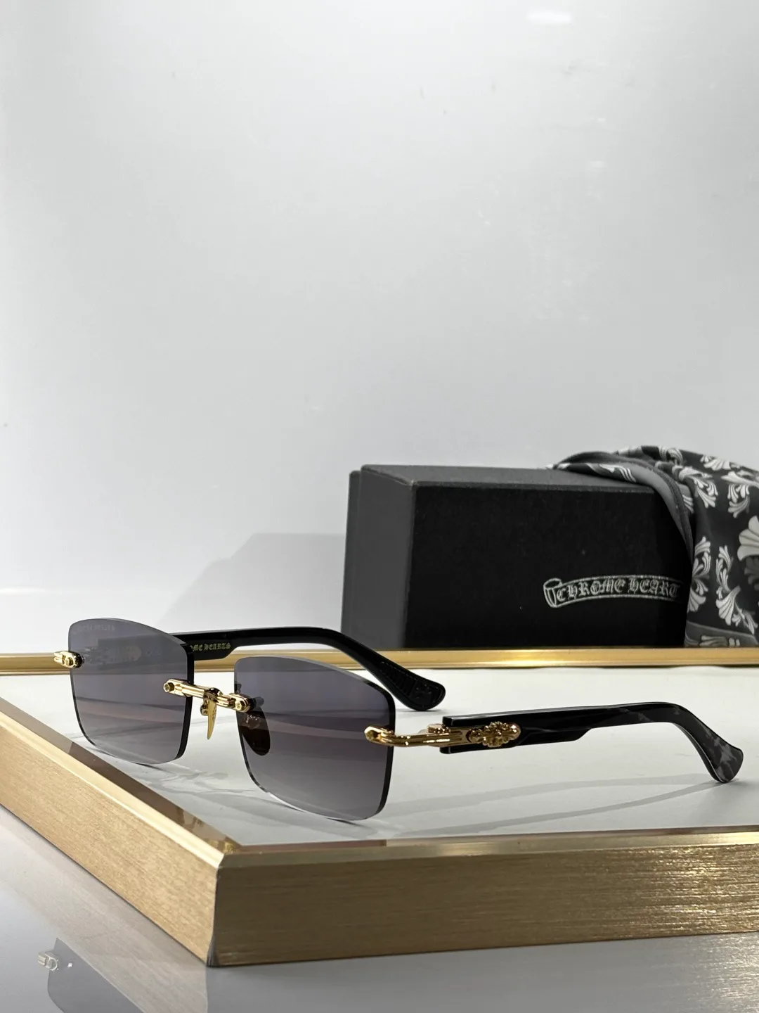 Очки Chrome Hearts 256304