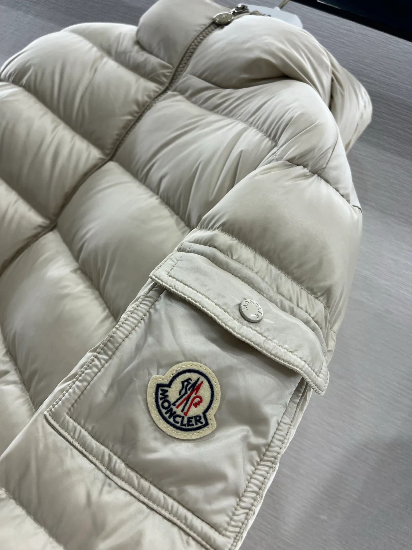 Куртки И Пуховики Женские Moncler 1806270