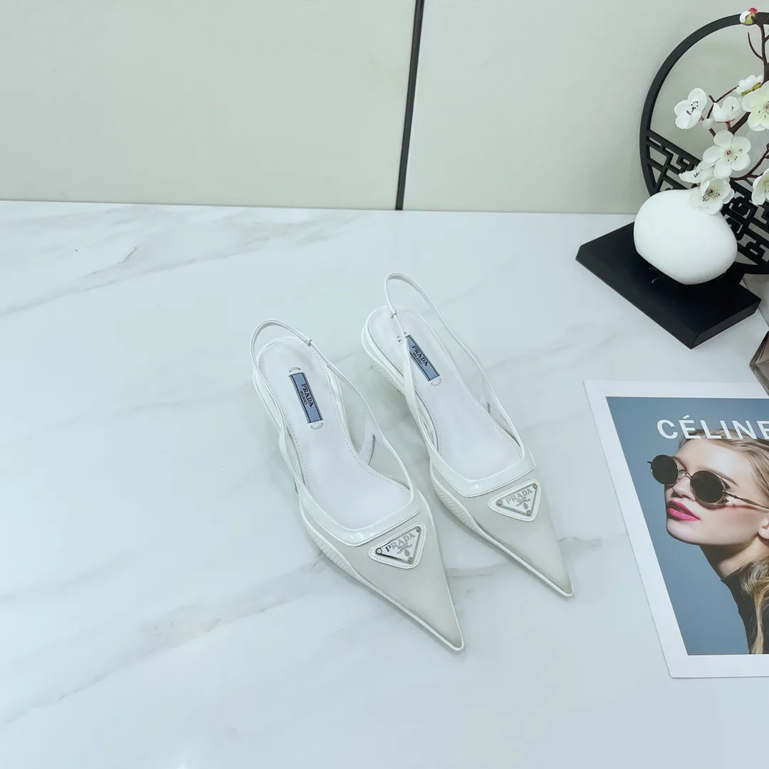 Туфли Женские Prada 10611343