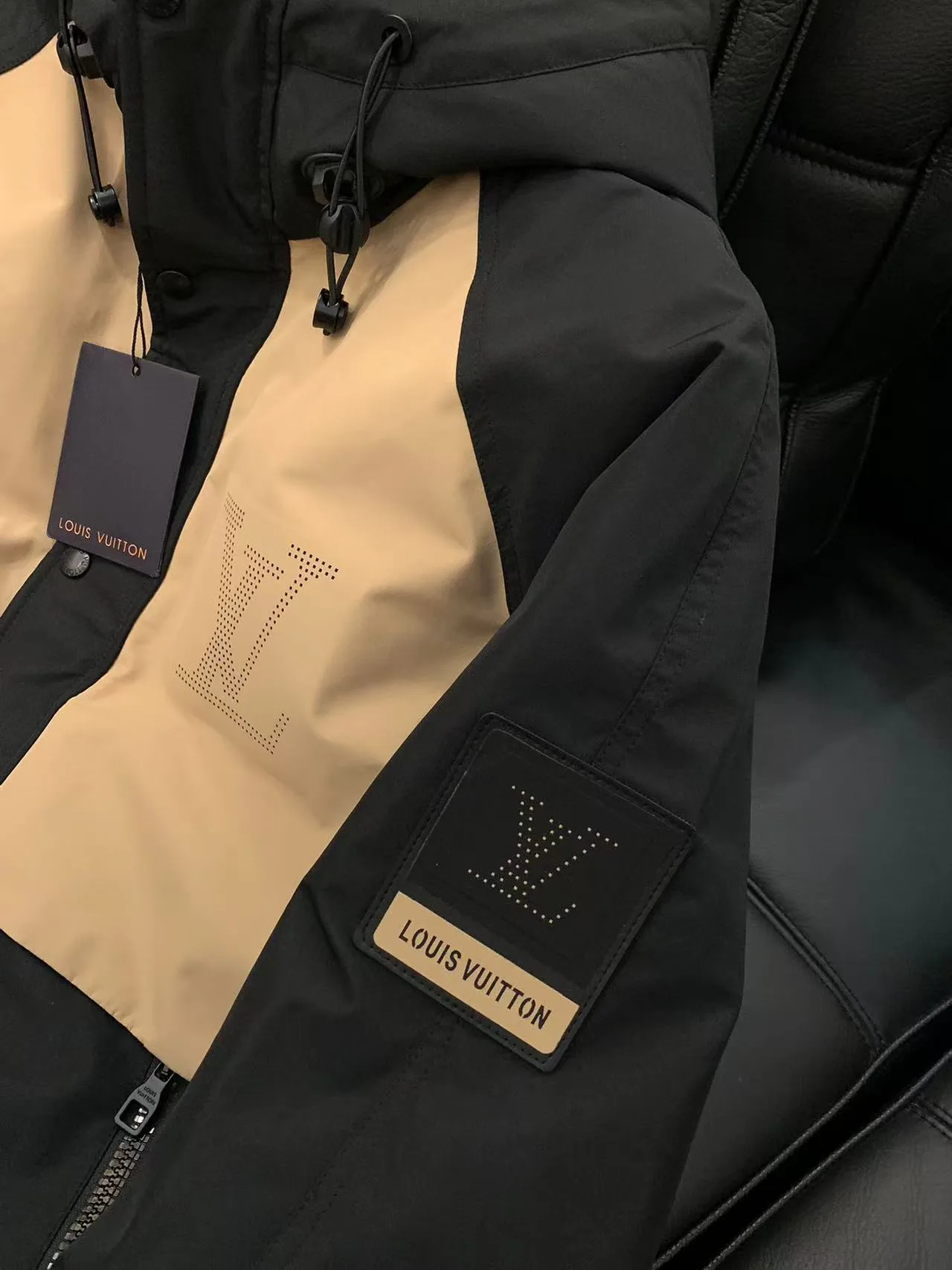 Куртки И Пуховики Мужские Louis Vuitton 1168437