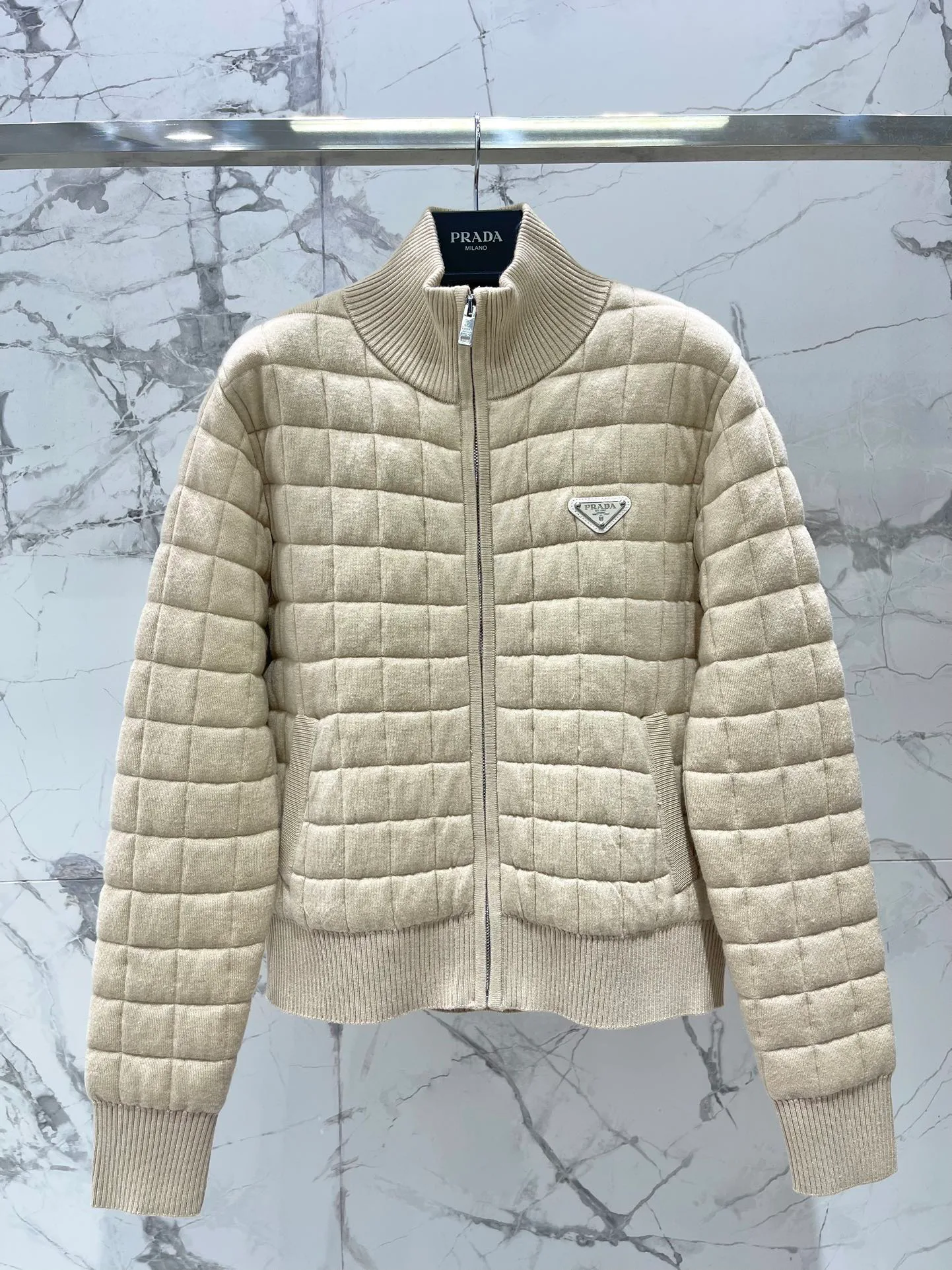 Куртки И Пуховики Женские Prada 479275