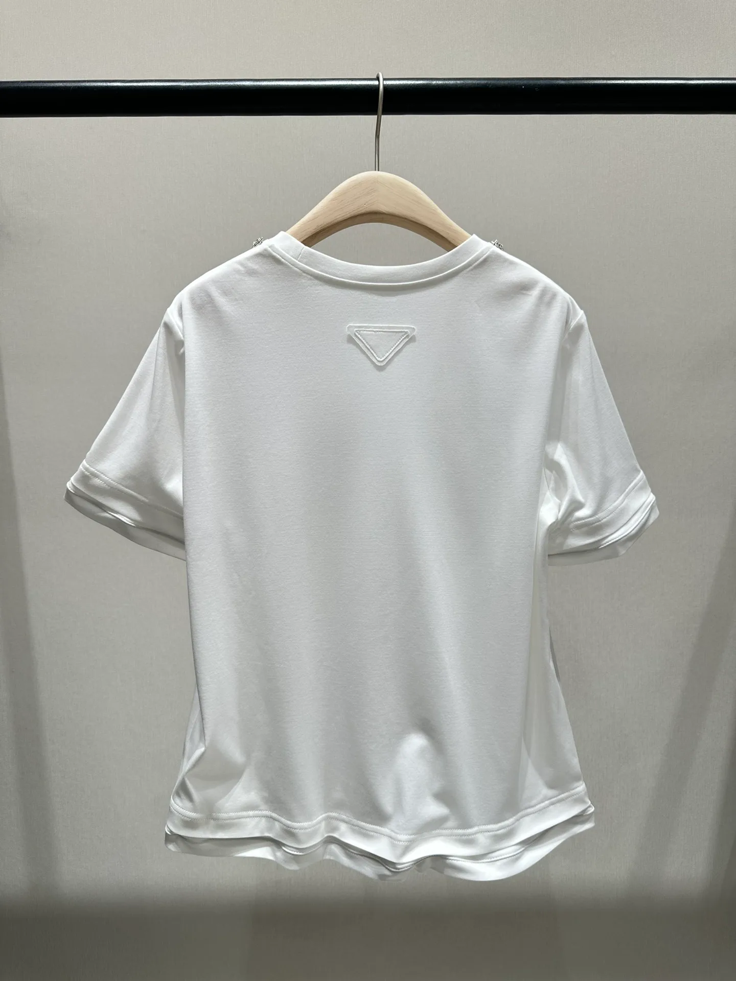 Футболки Женские Prada 11671207