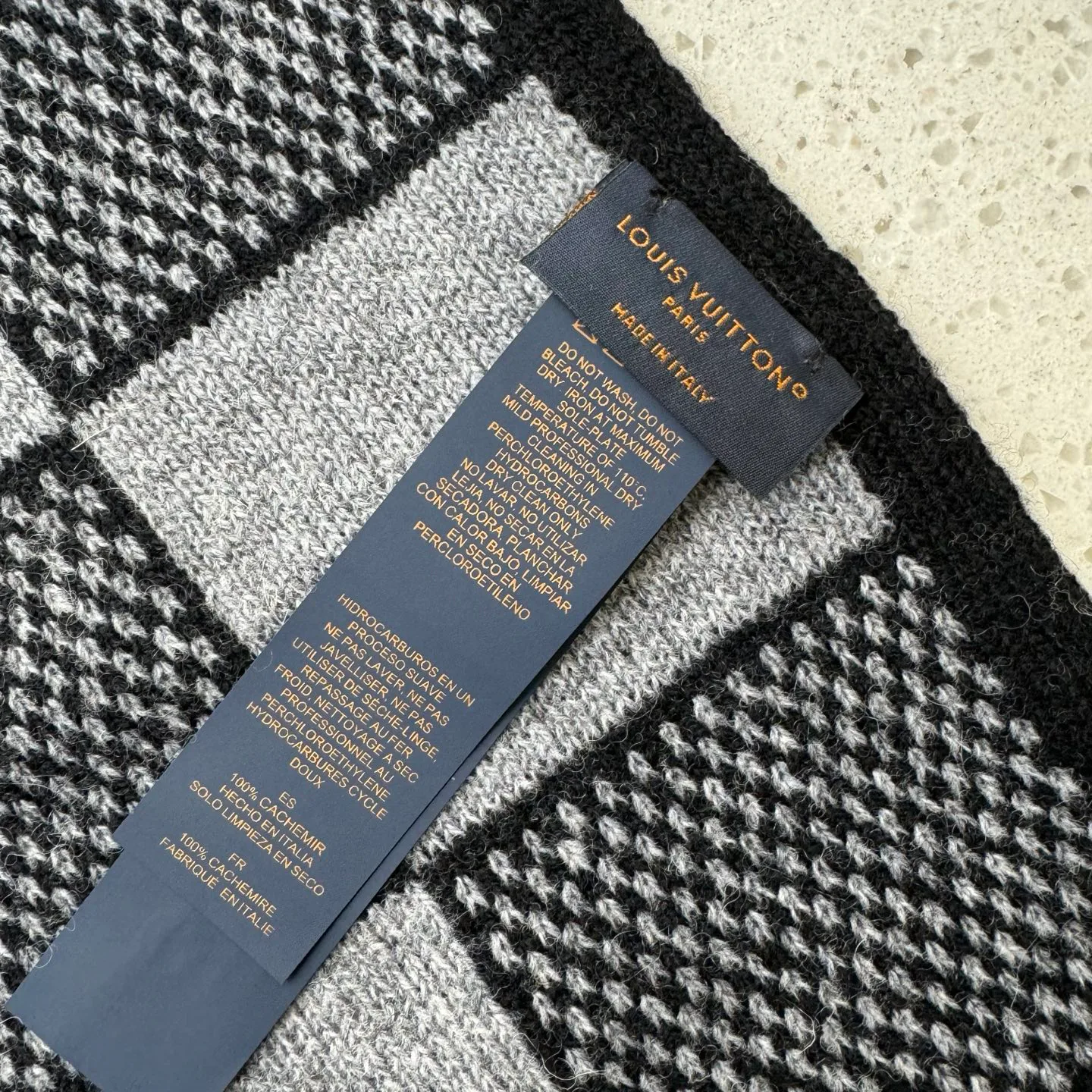 Шарфы Louis Vuitton 463869