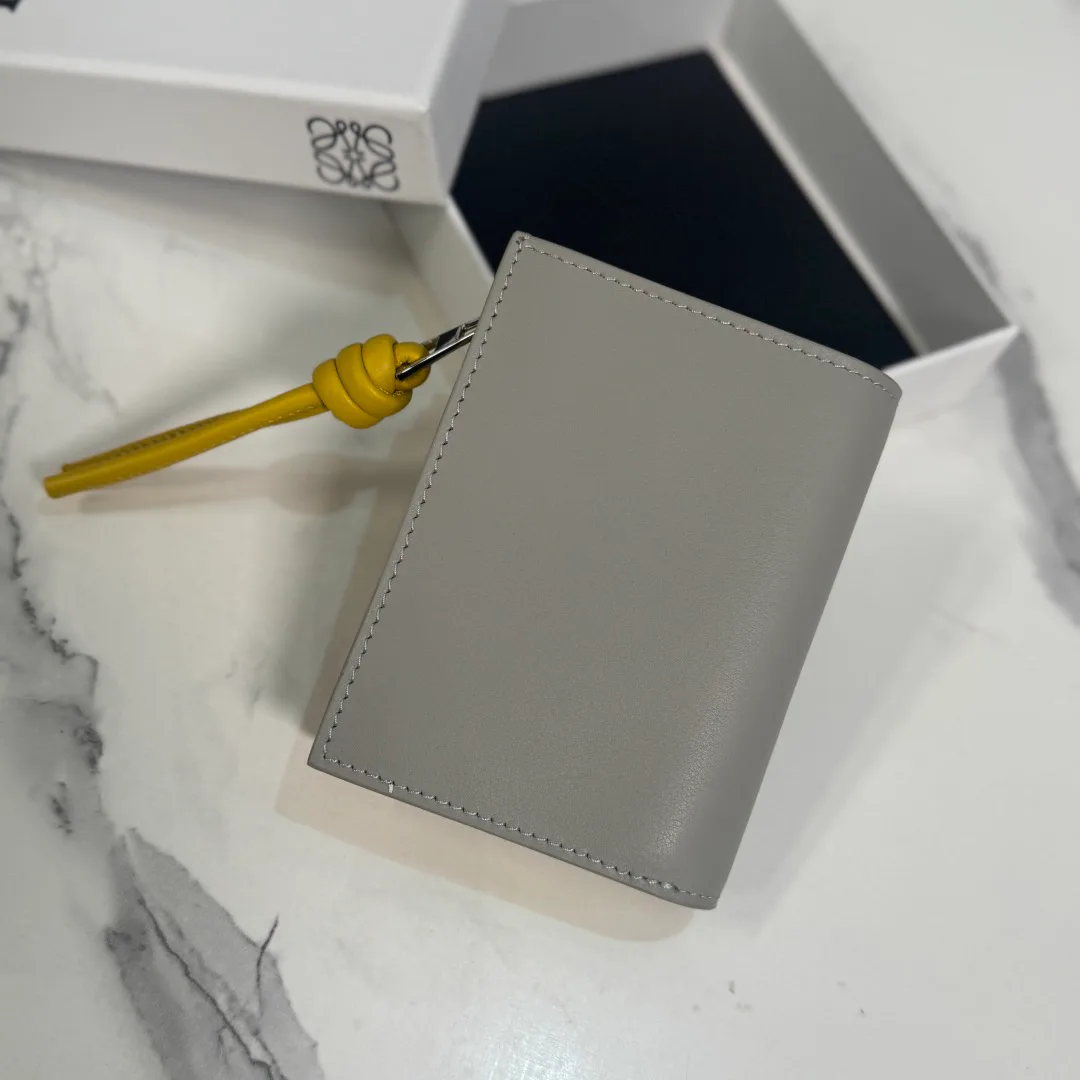 Клатчи Женские Loewe 17678667