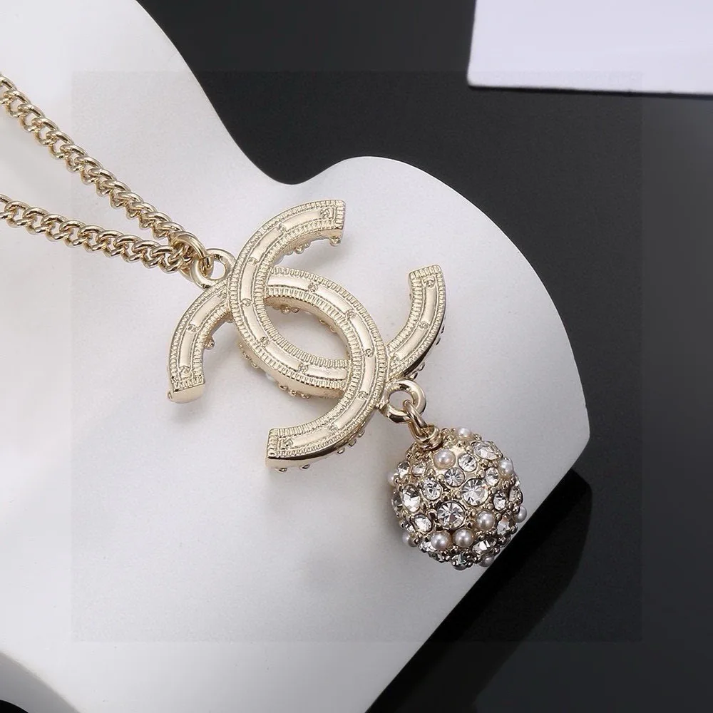 Бижутерия Chanel 18306312