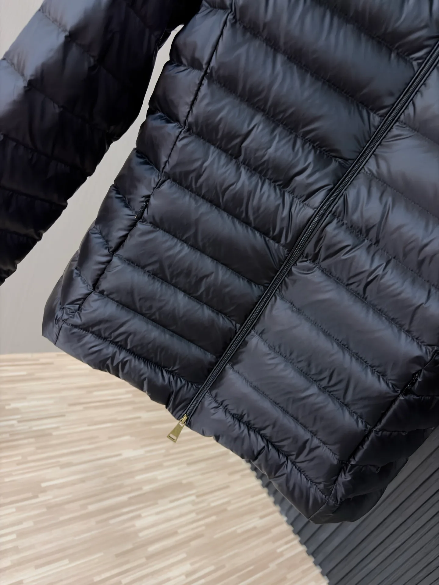 Куртки И Пуховики Мужские Moncler 18231138