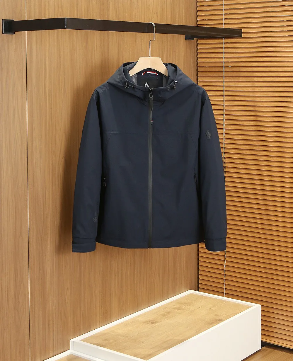 Куртки И Пуховики Мужские Moncler 4582284