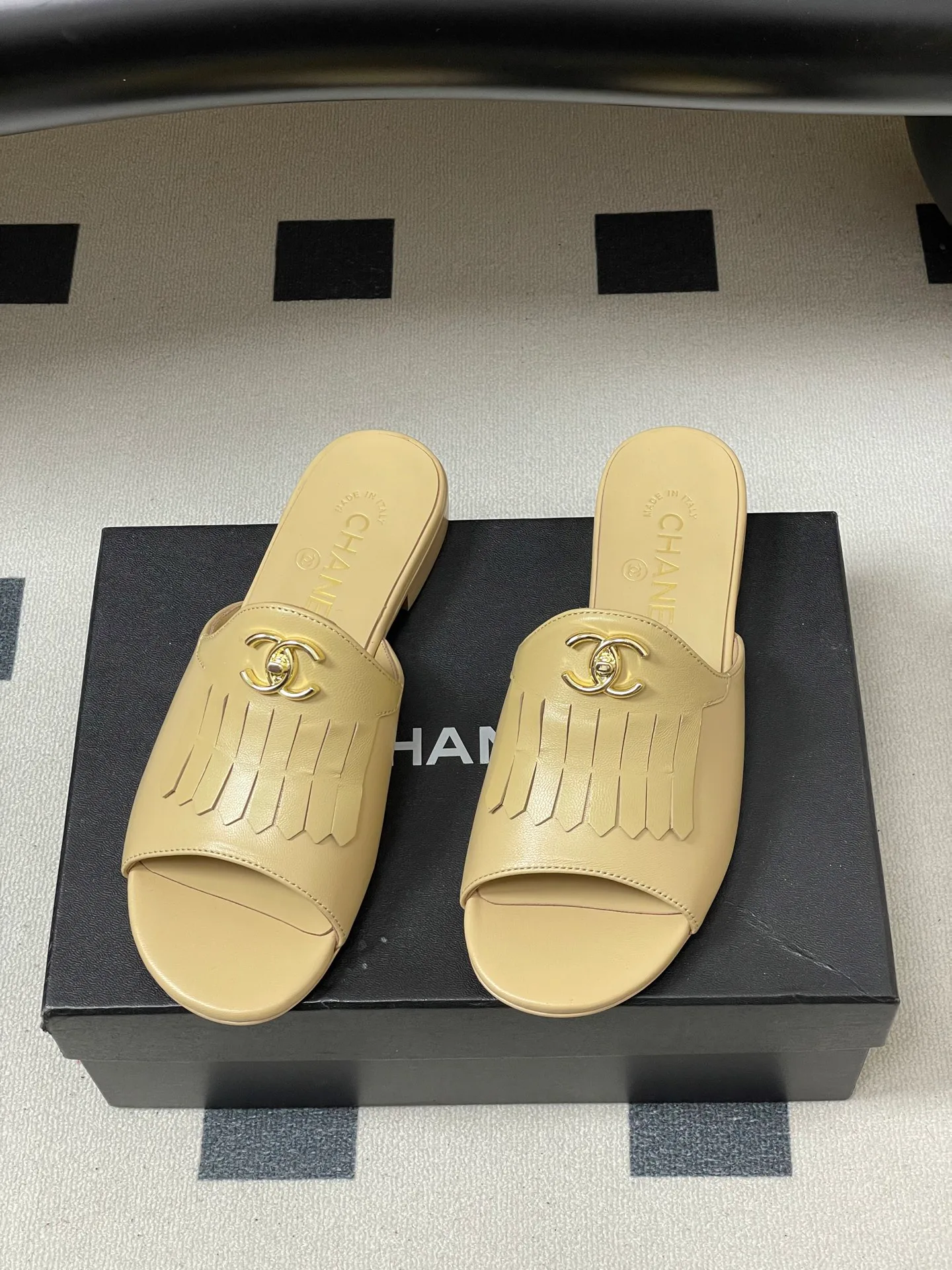 Босоножки Женские Chanel 10993932