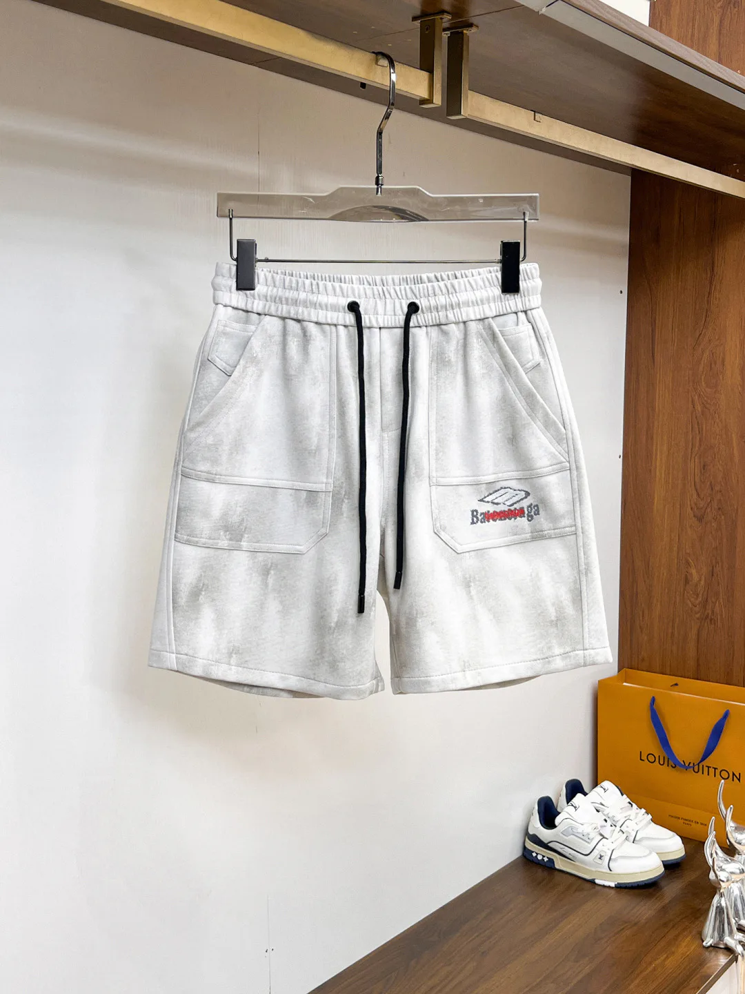 Шорты Мужские Balenciaga 13417535