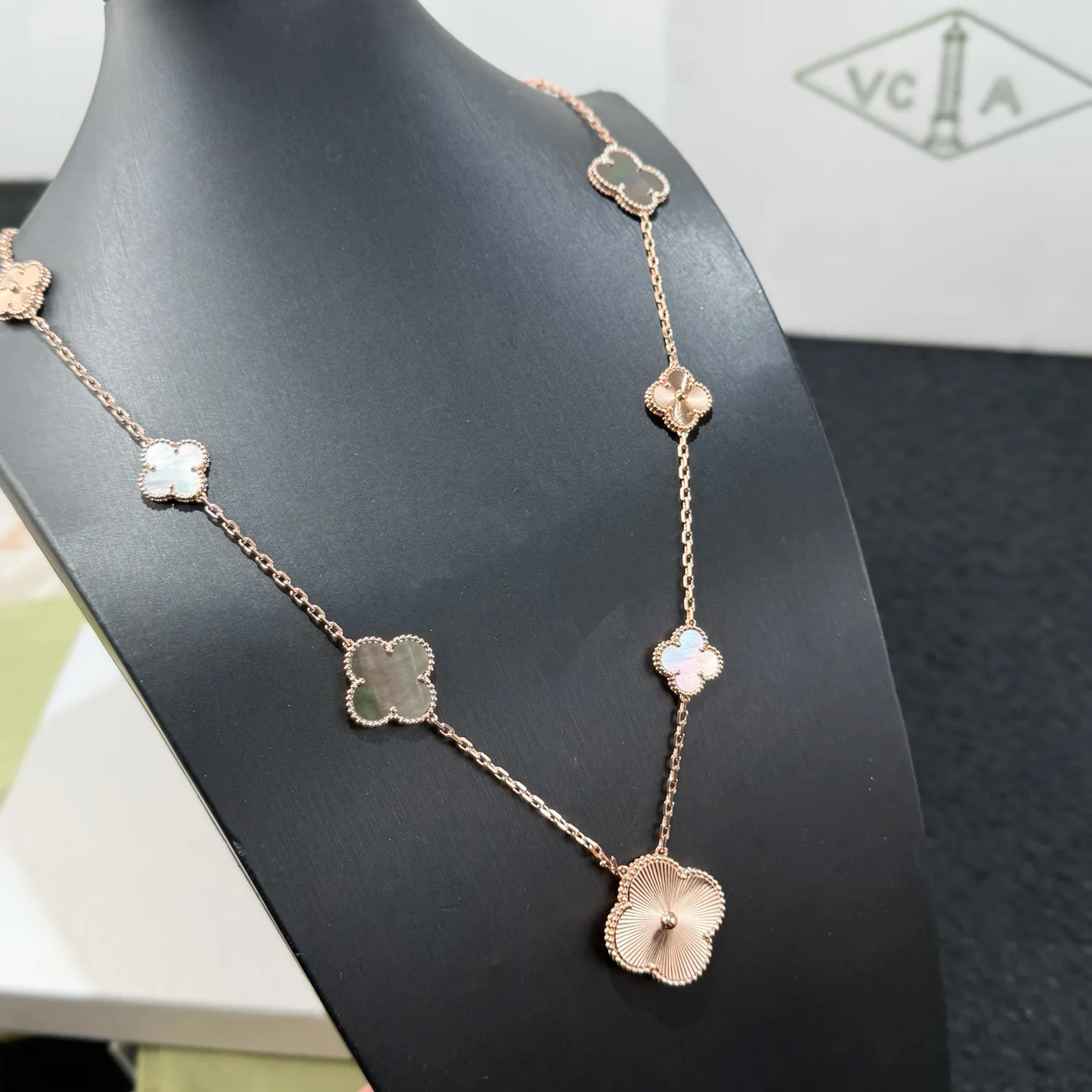 Бижутерия Van Cleef & Arpels 910009