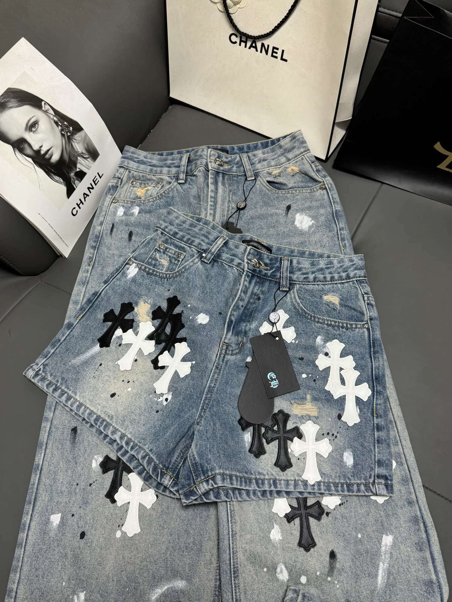 Шорты Женские Chrome Hearts 11352821