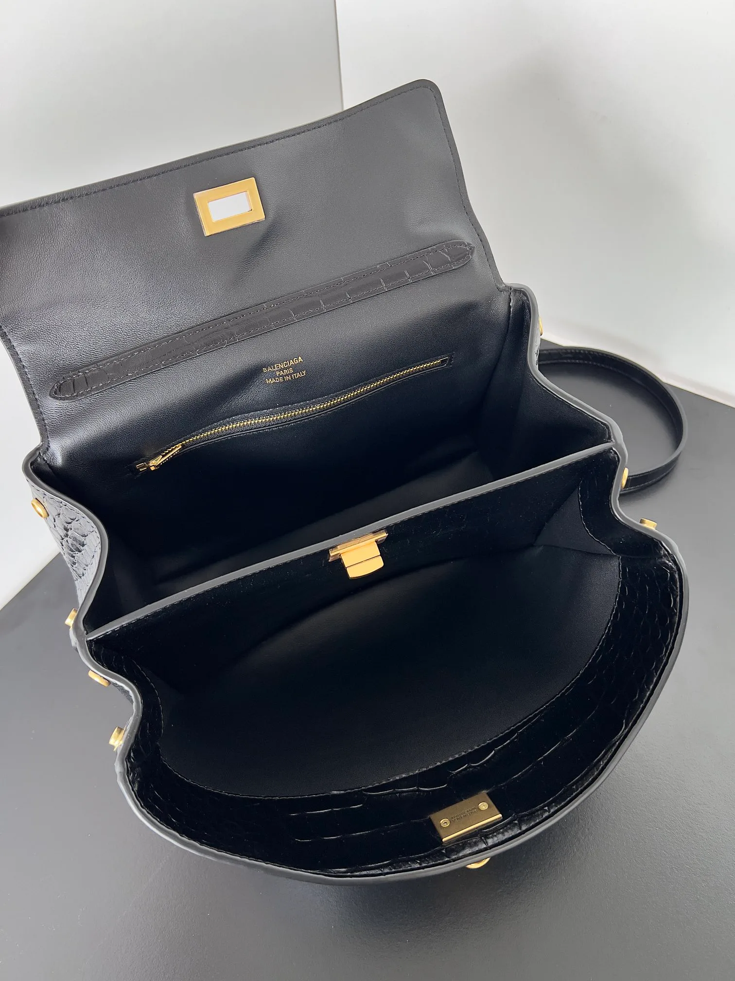 Классические Сумки Женские Balenciaga 11524768