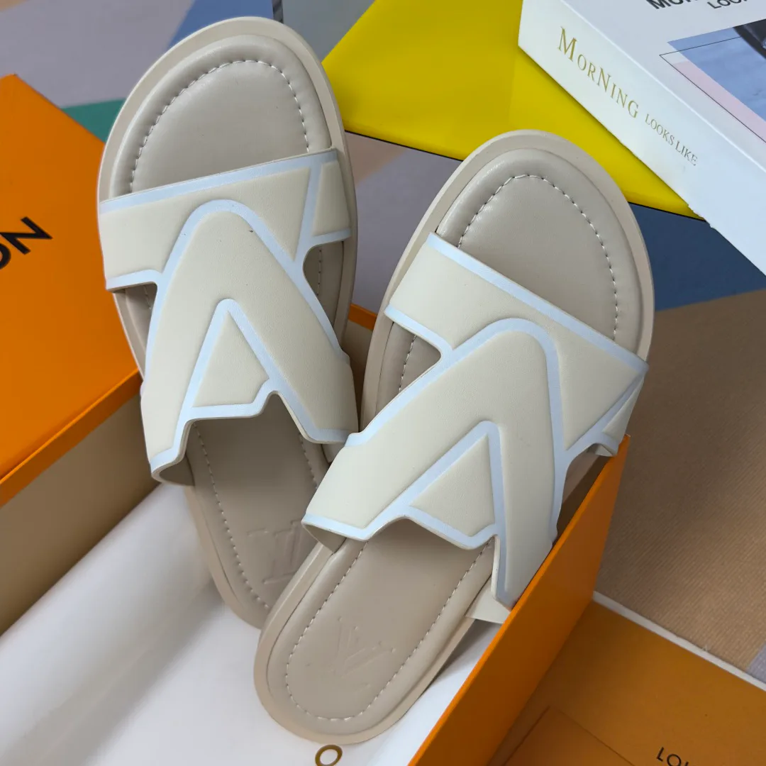 Сандалии Мужские Louis Vuitton 11475185