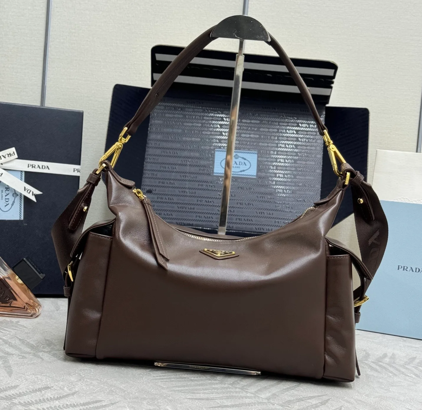 Сумки На Ремне Женские Prada 12583866
