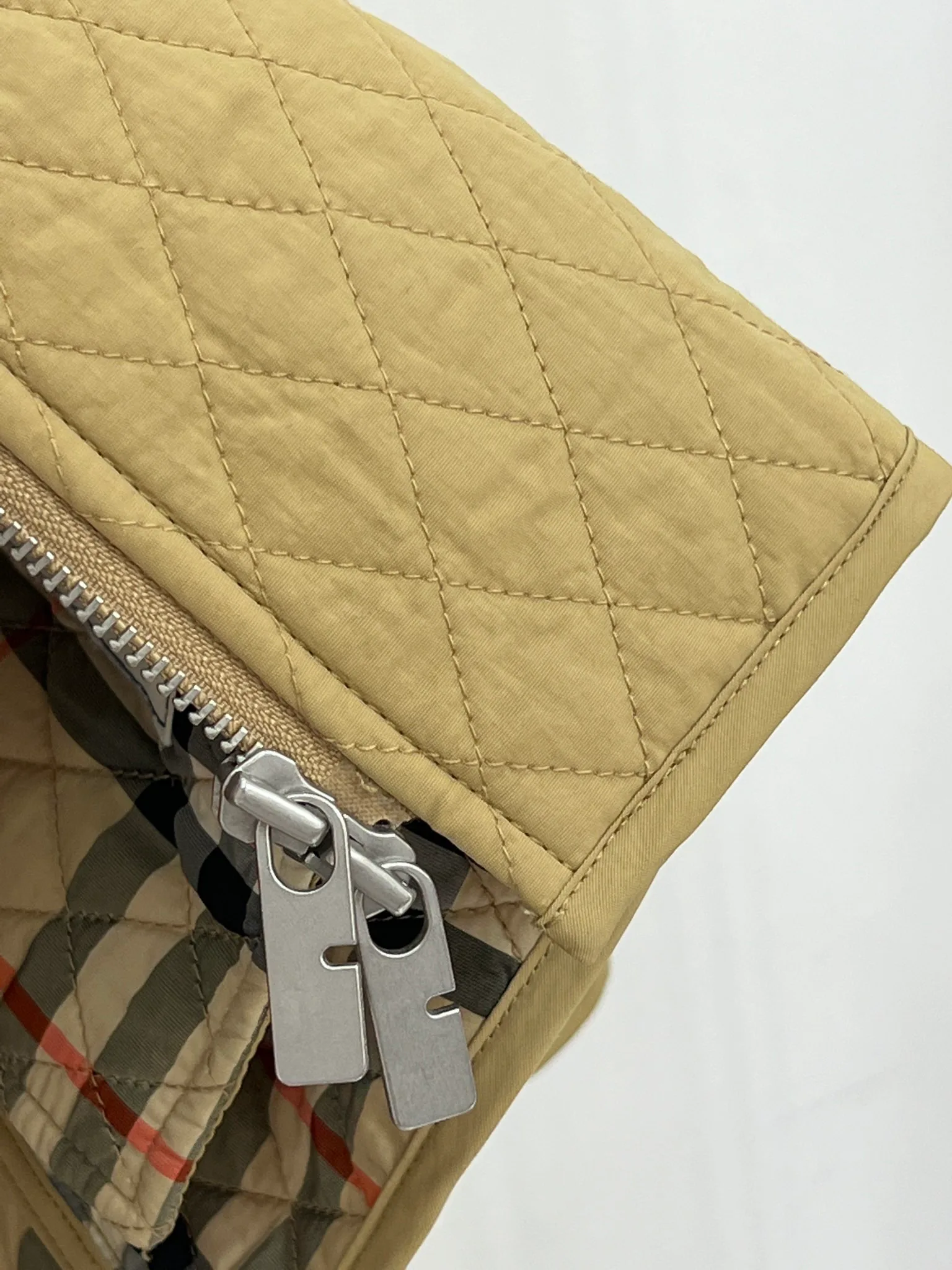 Куртки И Пуховики Женские Burberry 10898923