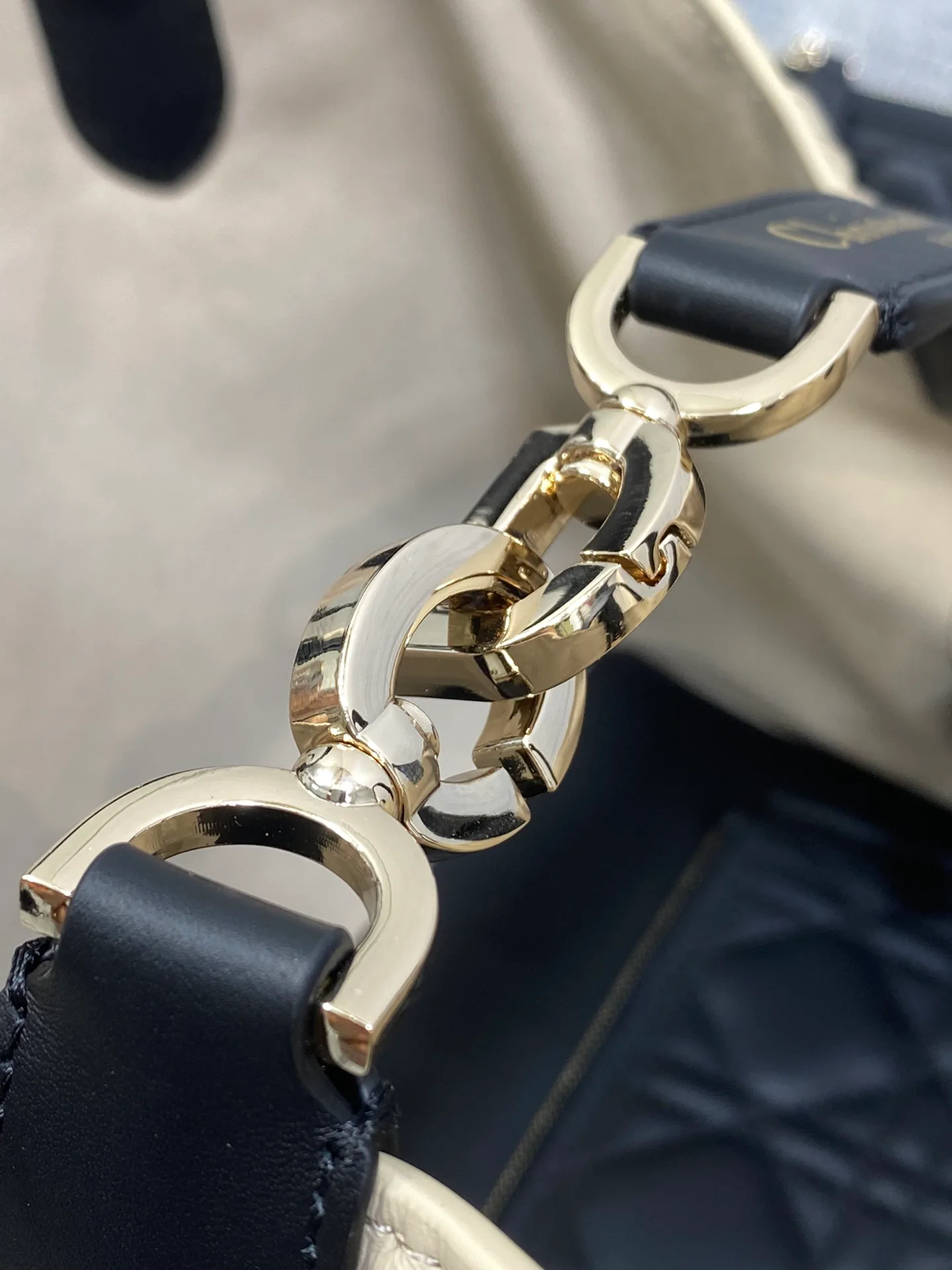 Классические Сумки Женские Christian Dior 11562689
