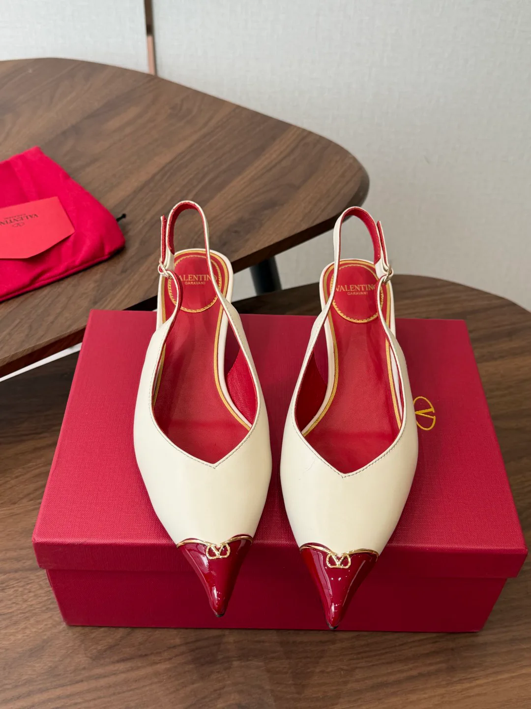 Босоножки Женские Valentino 17364704