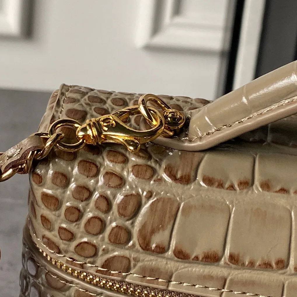Классические Сумки Женские Chanel 18058244