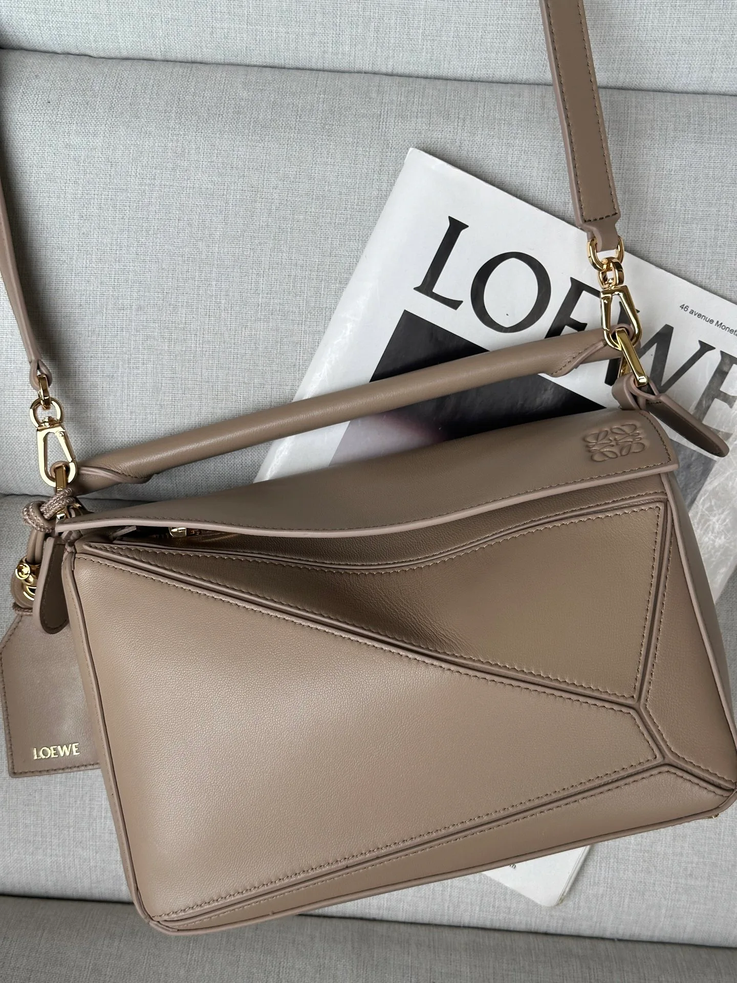 Классические Сумки Женские Loewe 11675867