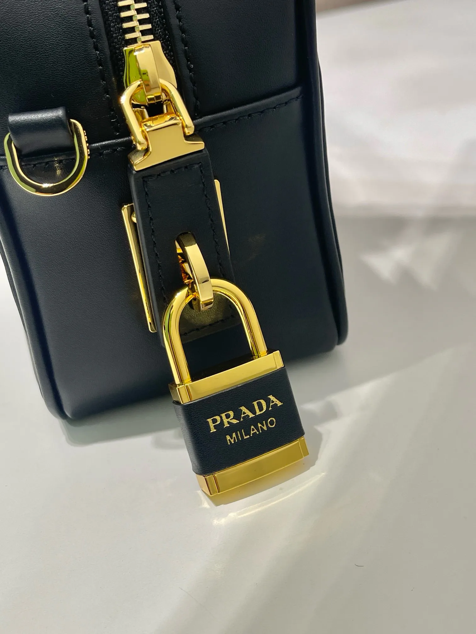 Сумки На Ремне Женские Prada 188915