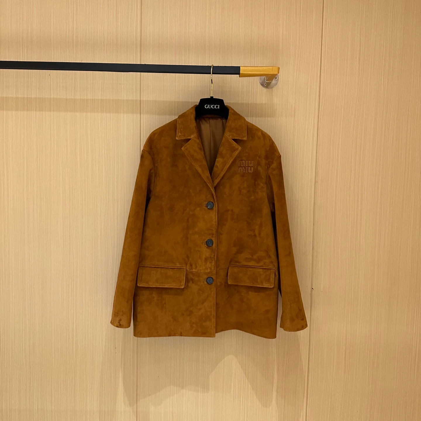 Кожаные Куртки И Дублёнки Женские Miu Miu 11511452