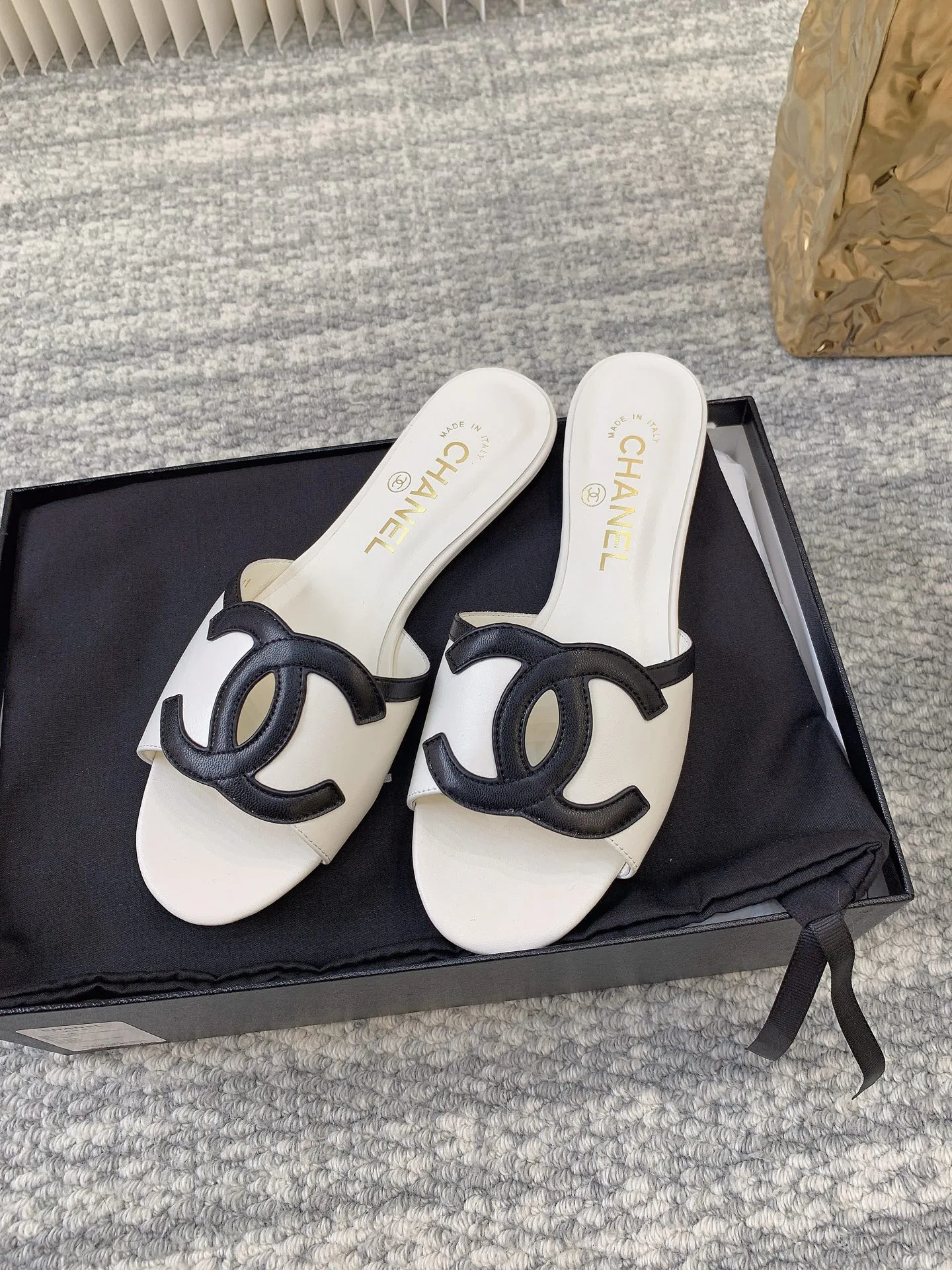 Шлепанцы Женские Chanel 13084994