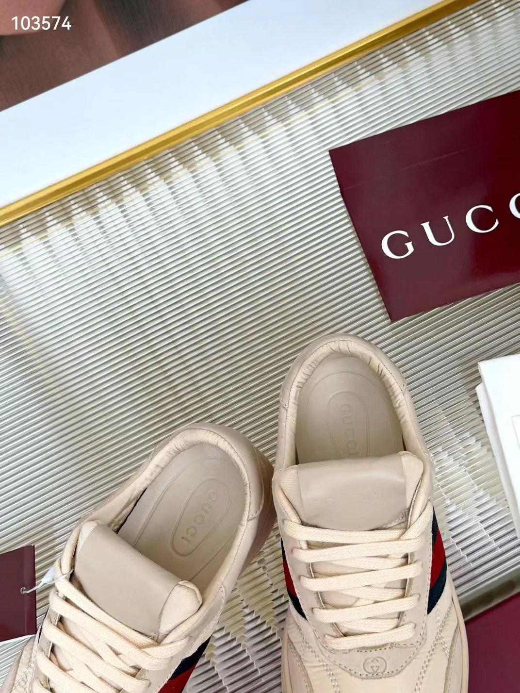 Кроссовки Женские Gucci 18781884