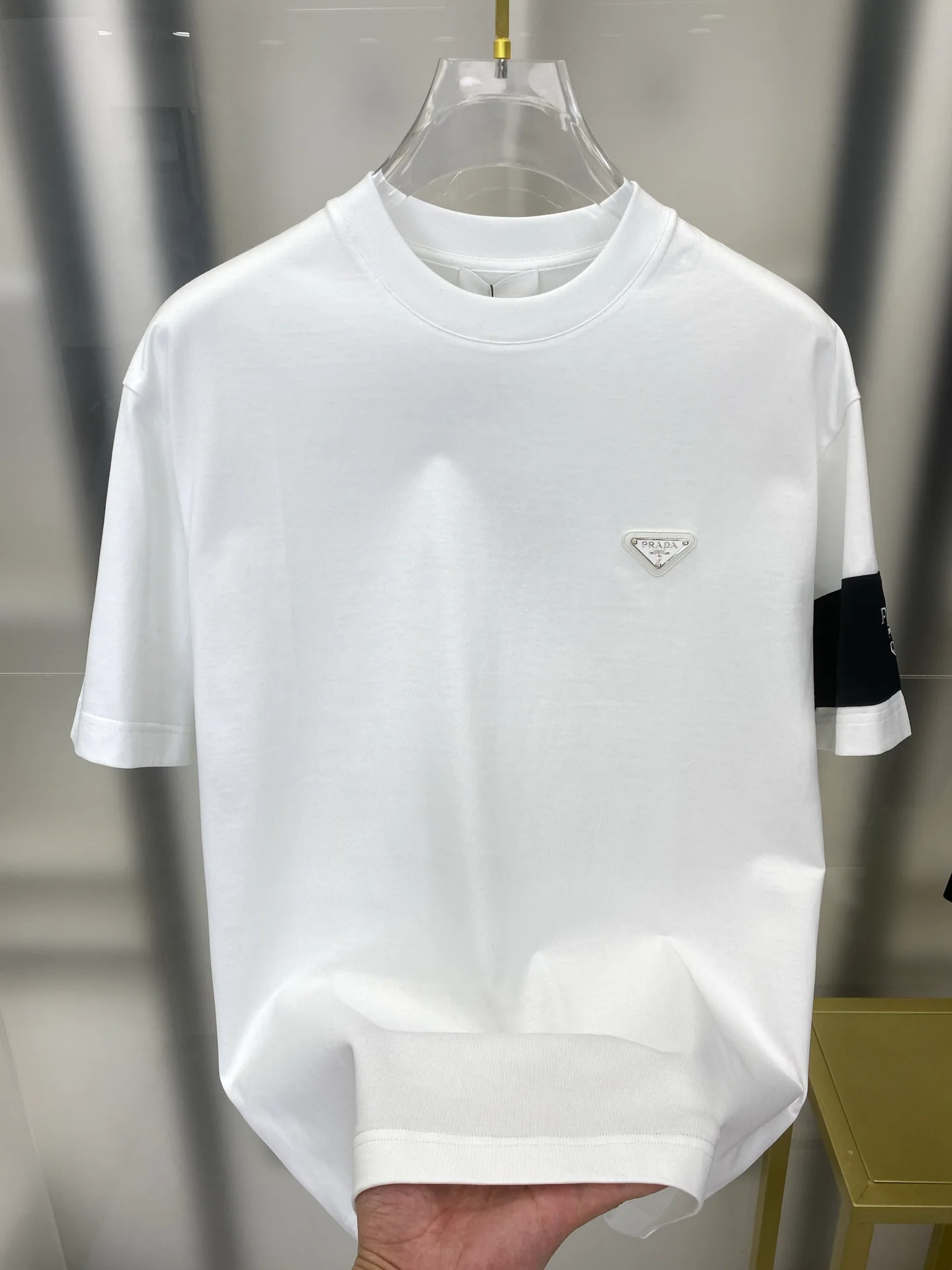 Футболки Женские Prada 1749788