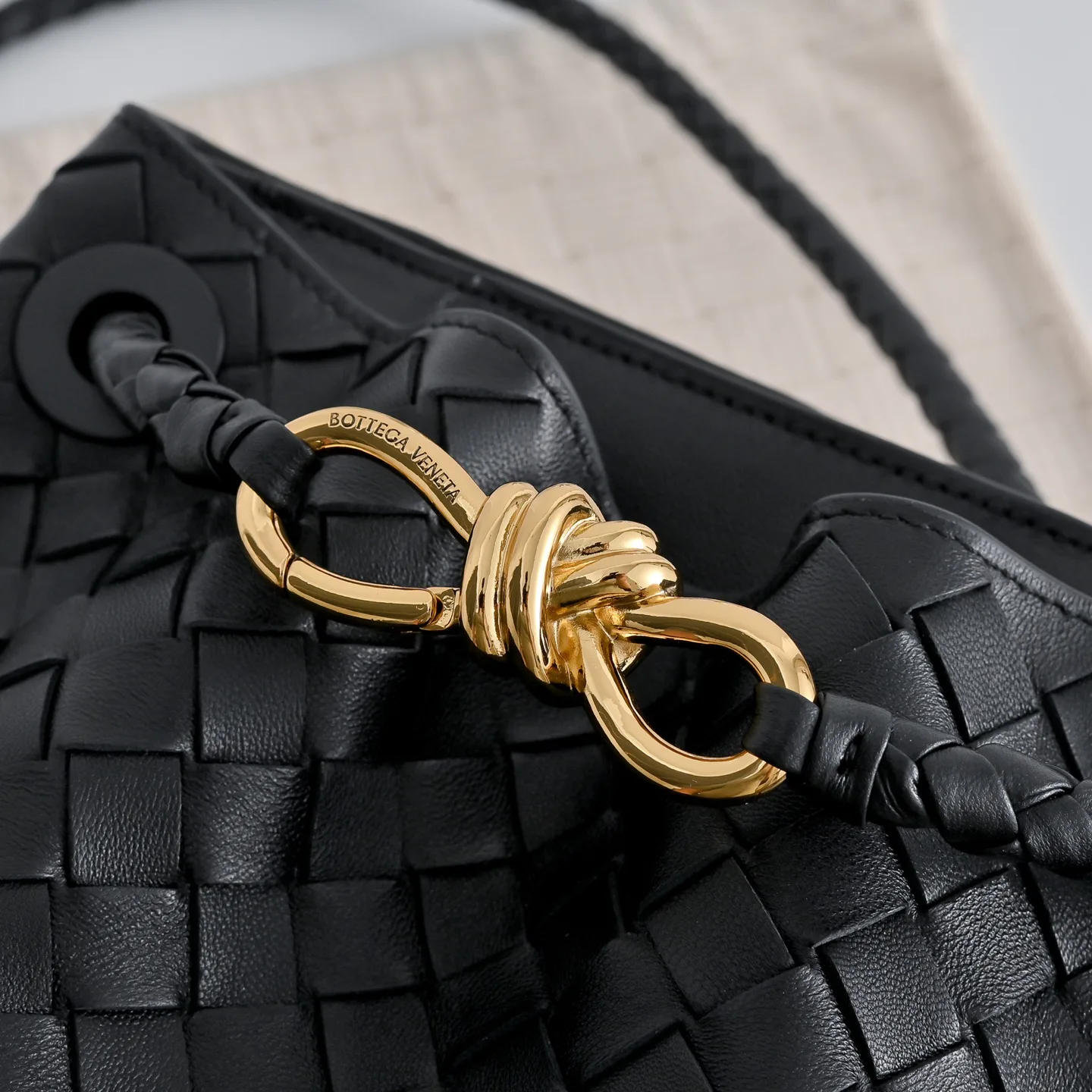 Классические Сумки Женские Bottega Veneta 16953783