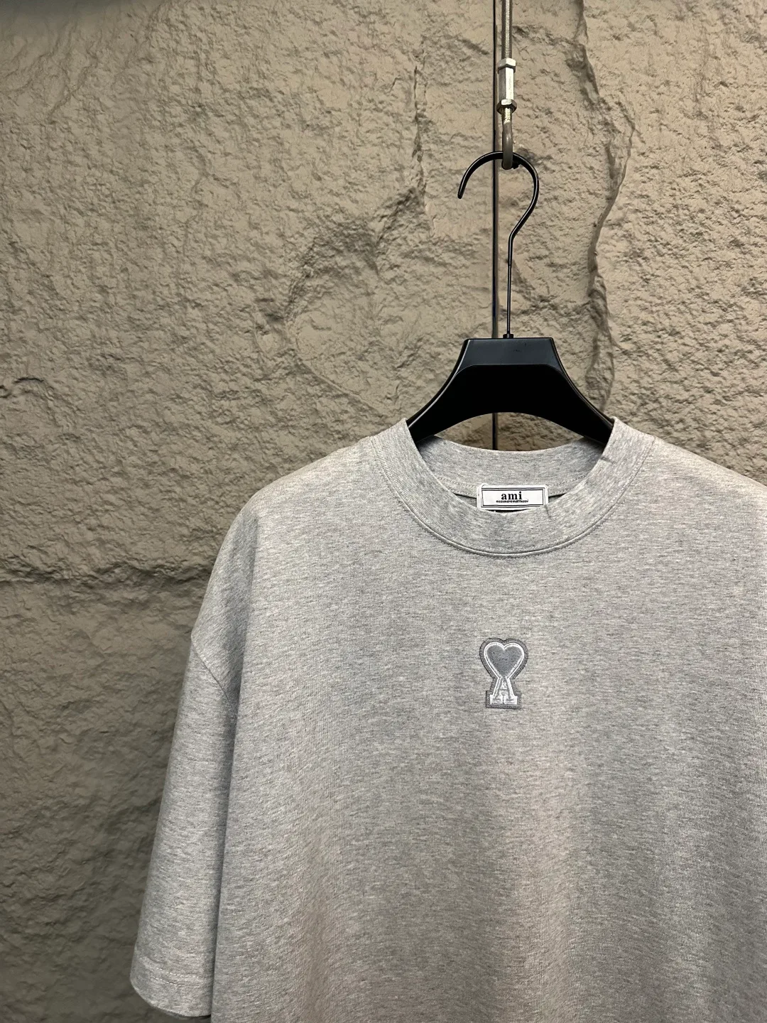 Футболки Женские Ami Paris 11908956