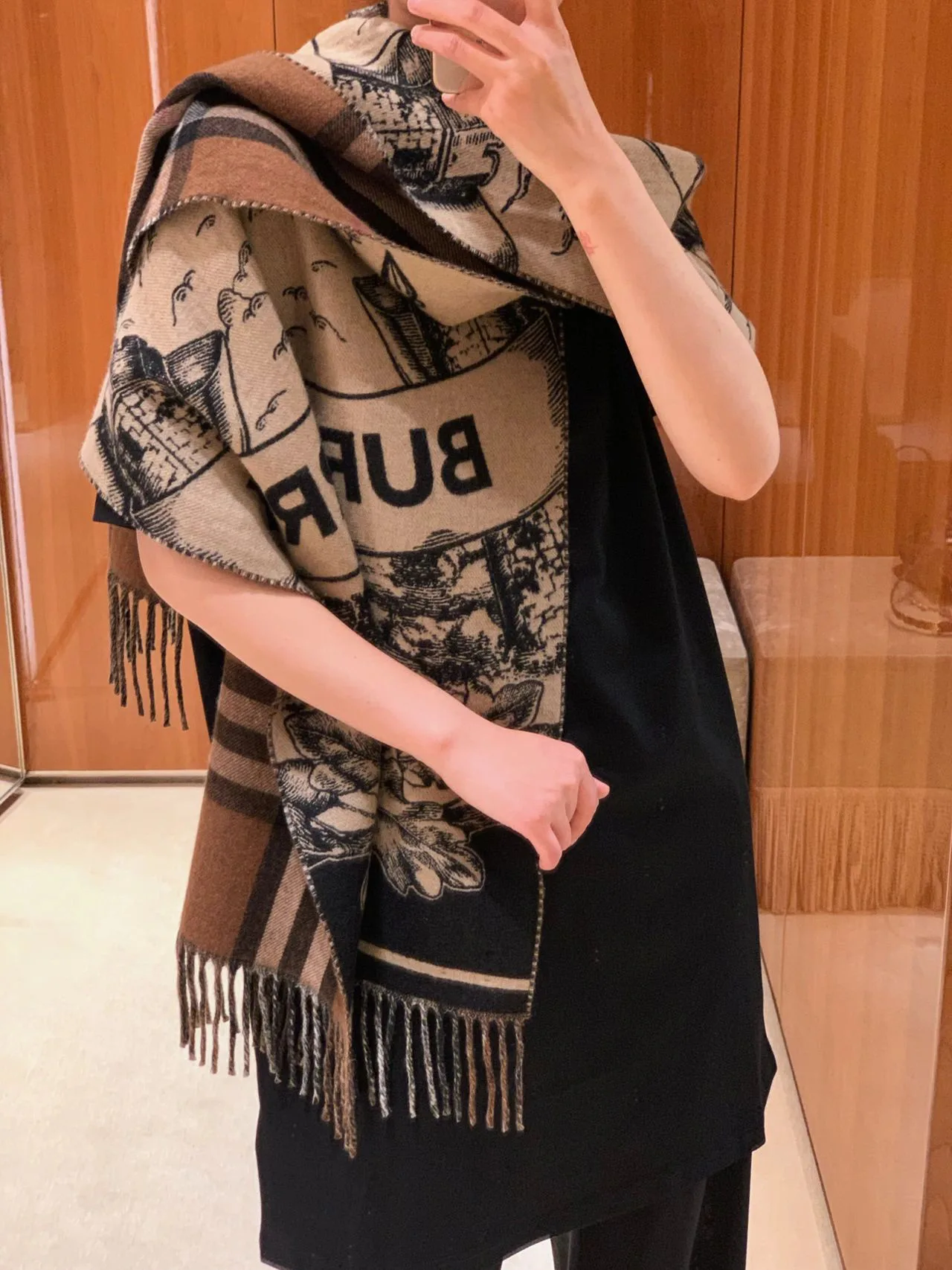 Шарфы Burberry 1112