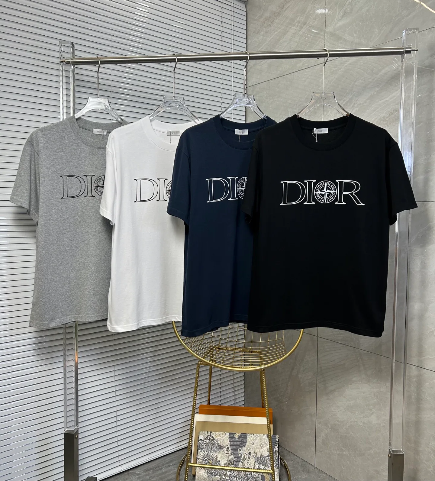 Футболки Женские Stone Island 15456