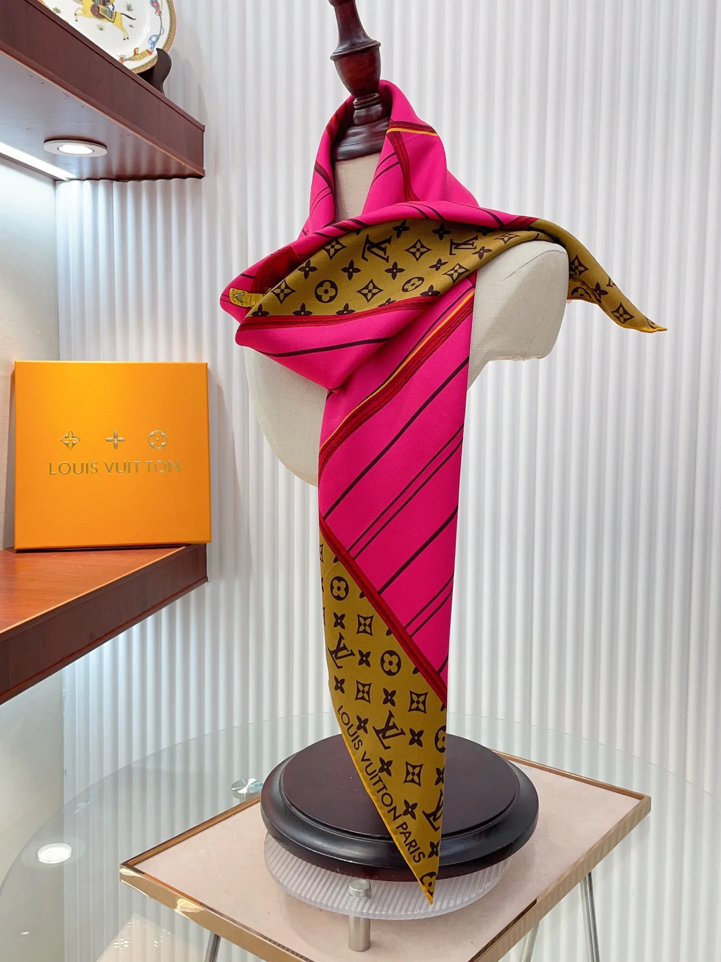 Шарфы Loewe 36146