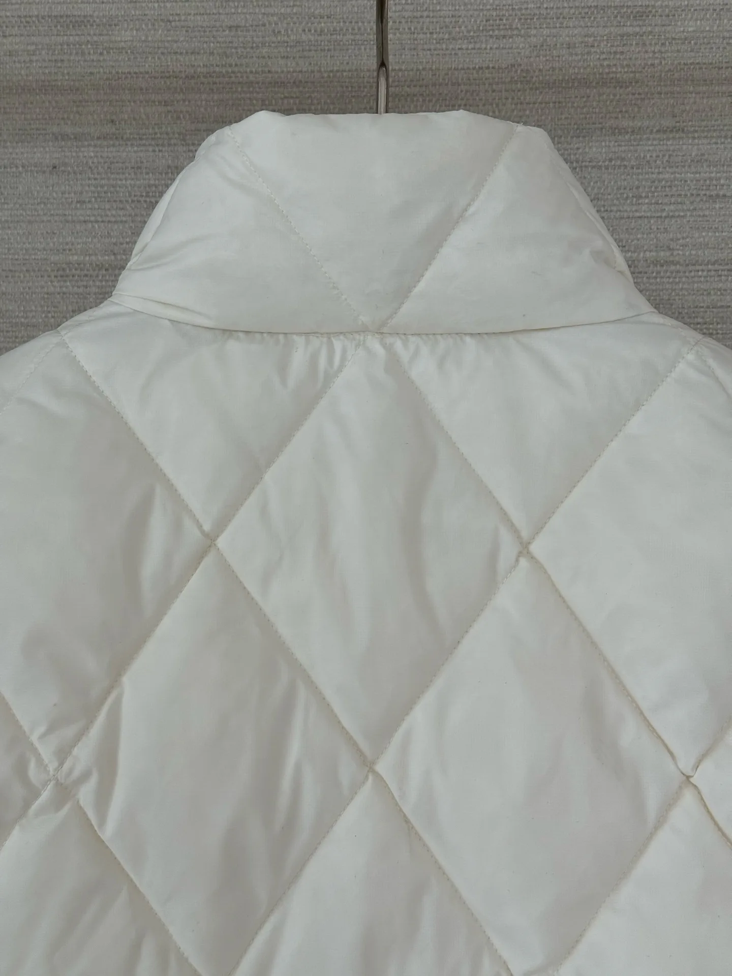 Жилеты Женские Burberry 18603380