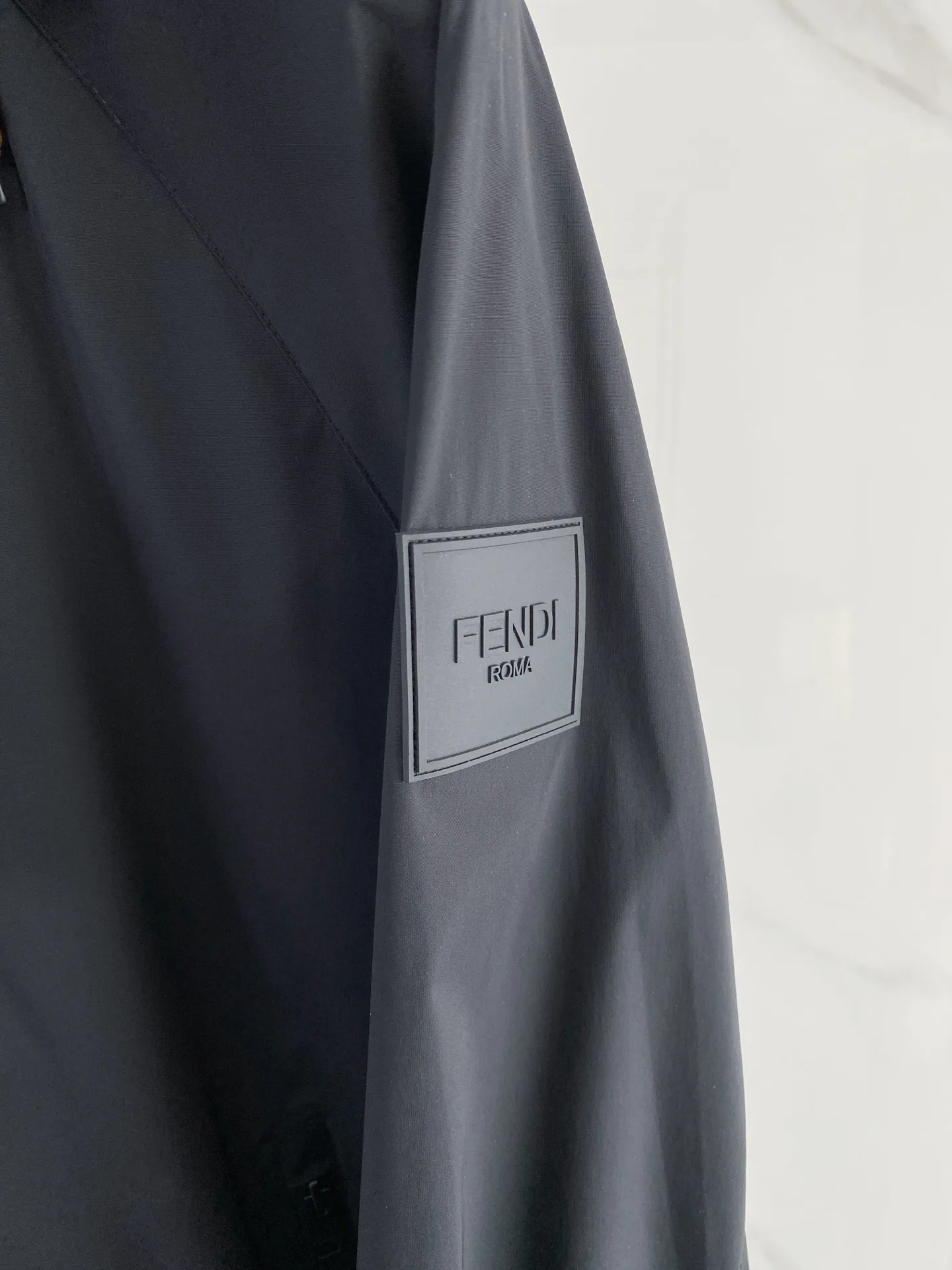 Куртки И Пуховики Мужские Fendi 11664816