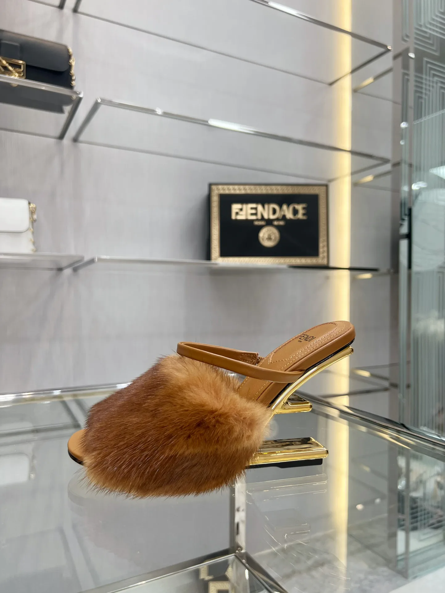 Босоножки Женские Fendi 10473