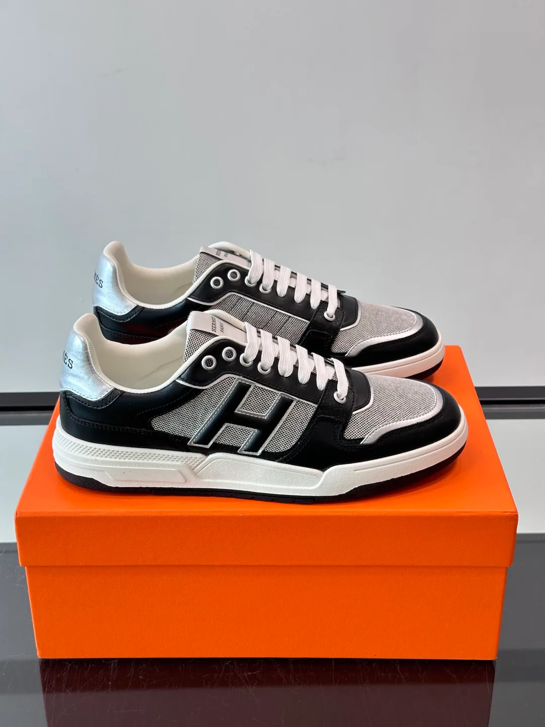 Кроссовки Мужские Hermes 18500637