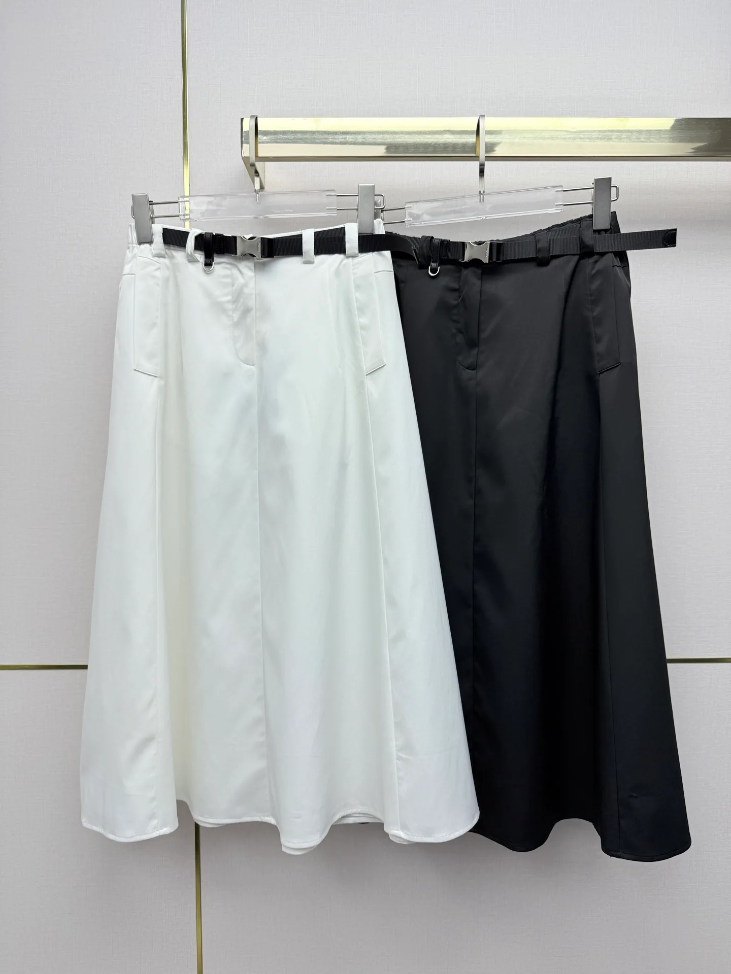 Юбки Женские Prada 11302007