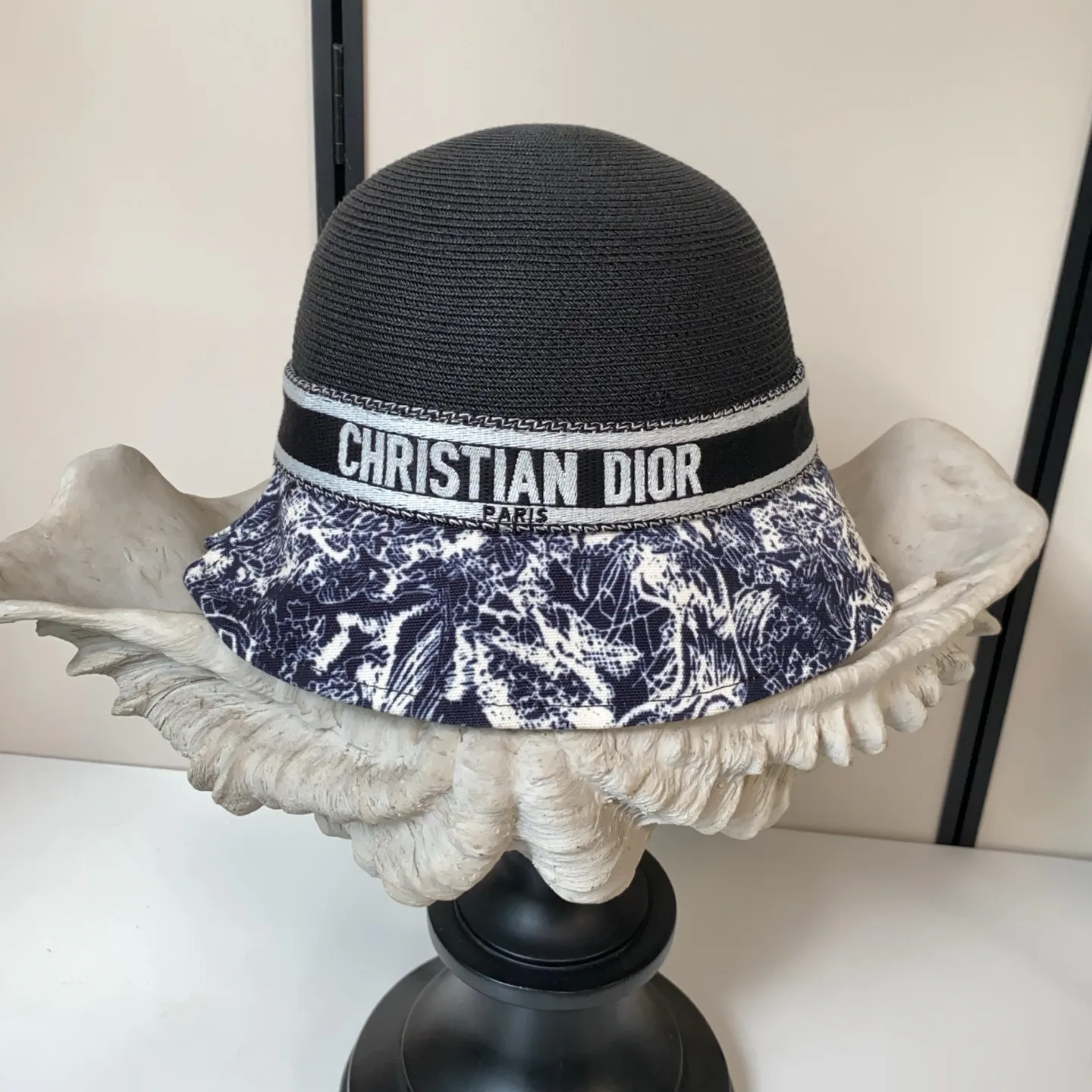 Головные Уборы Christian Dior 13294462