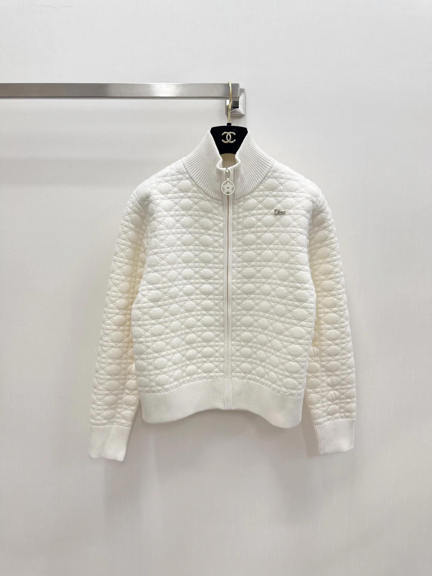 Куртки И Пуховики Женские Christian Dior 18761628
