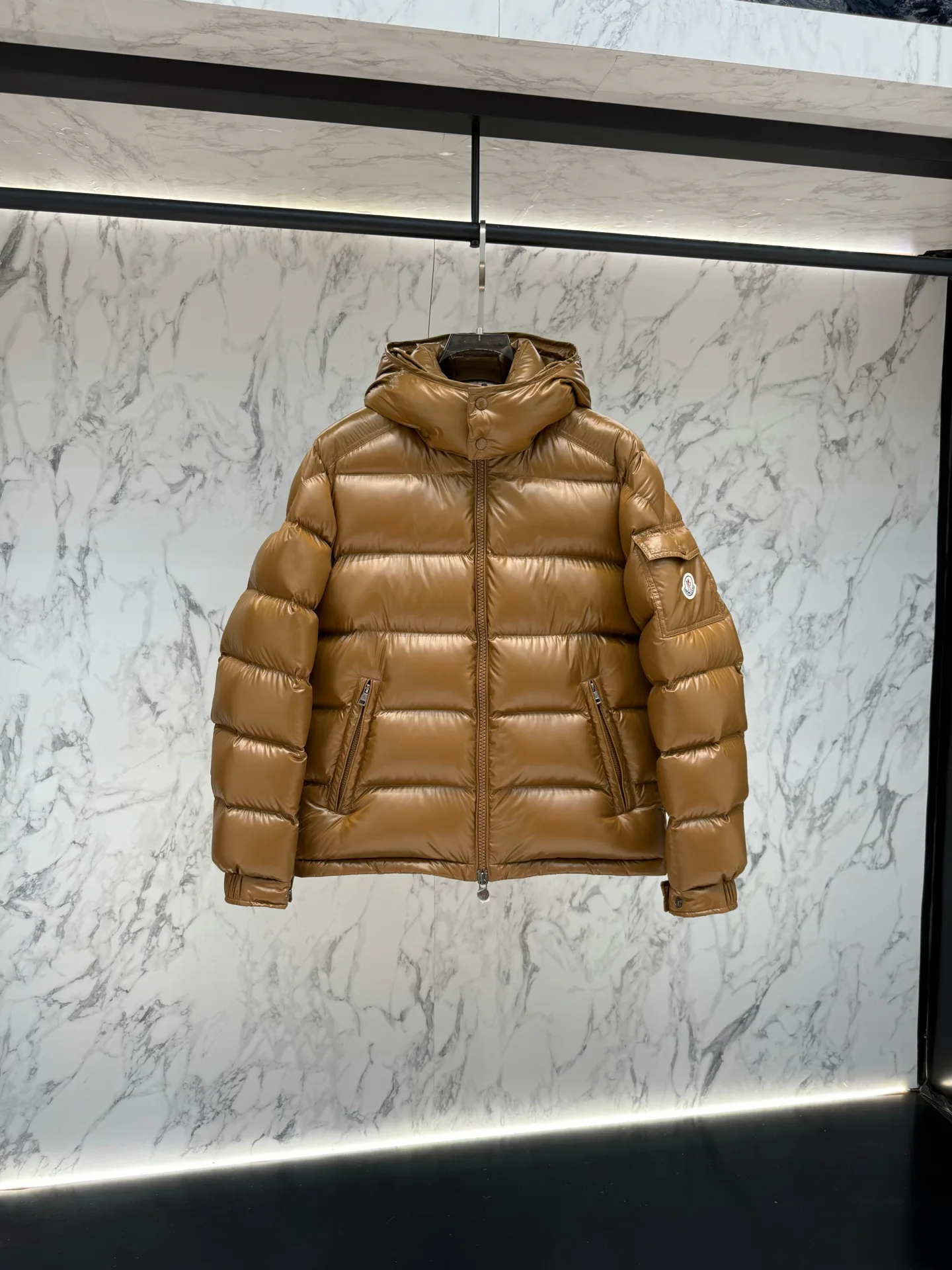 Куртки И Пуховики Мужские Moncler 17919919