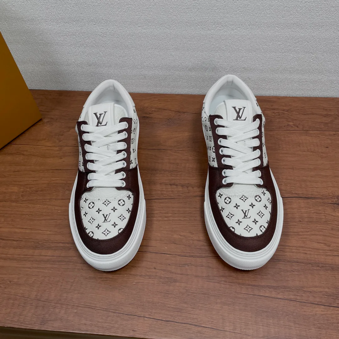 Кроссовки Мужские Louis Vuitton 18296787