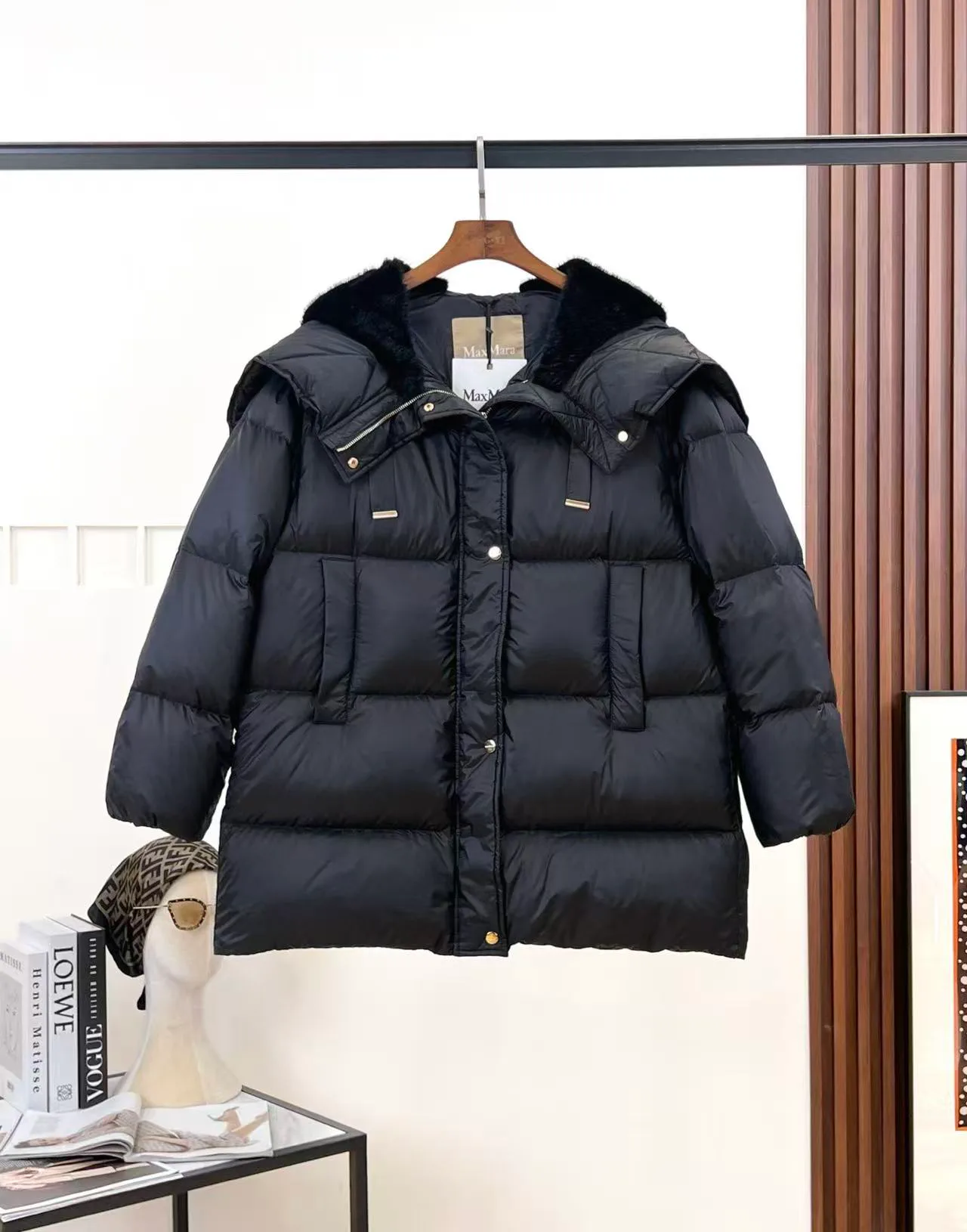 Куртки И Пуховики Женские Max Mara 18274222