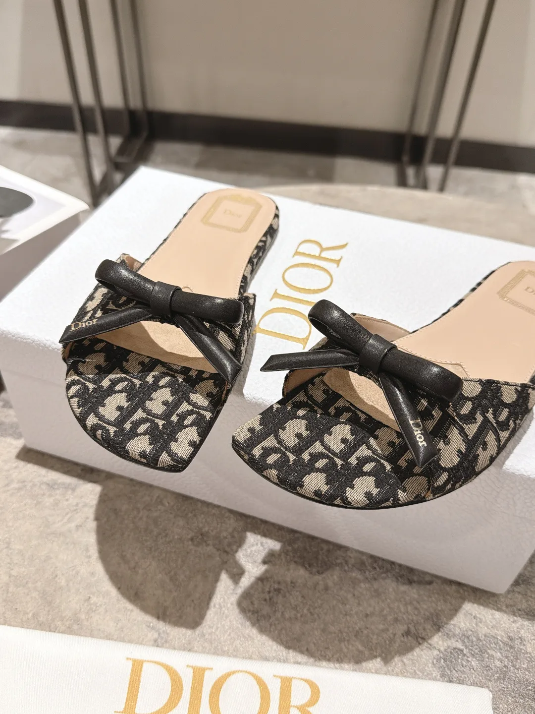 Босоножки Женские Christian Dior 17604615