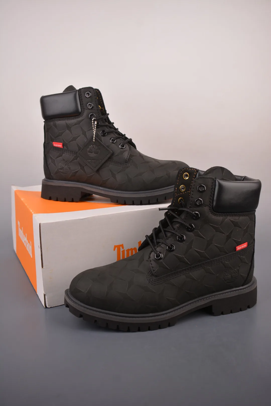 Ботинки Мужские Timberland 17954859