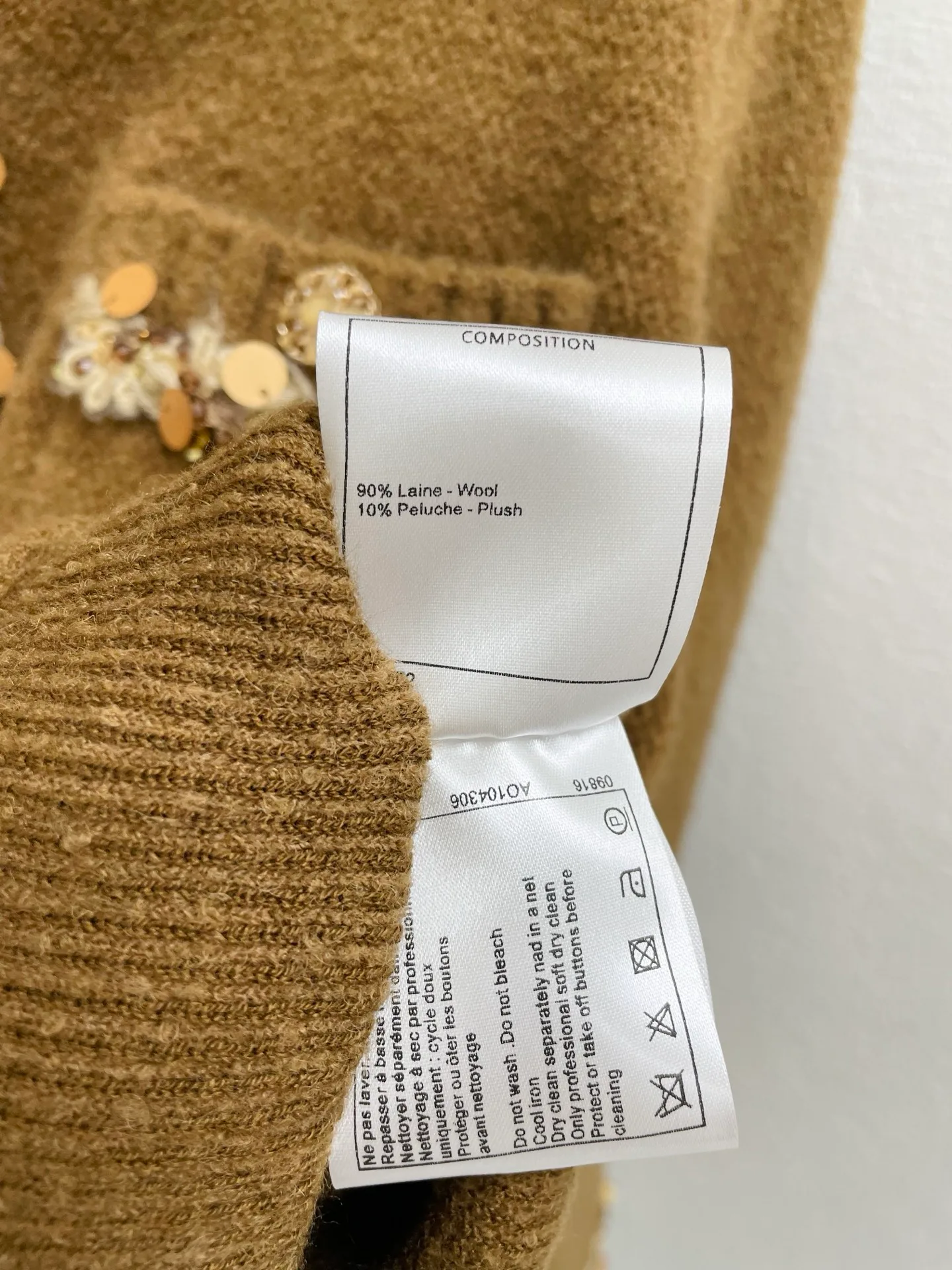 Куртки И Пуховики Женские Chanel 273548