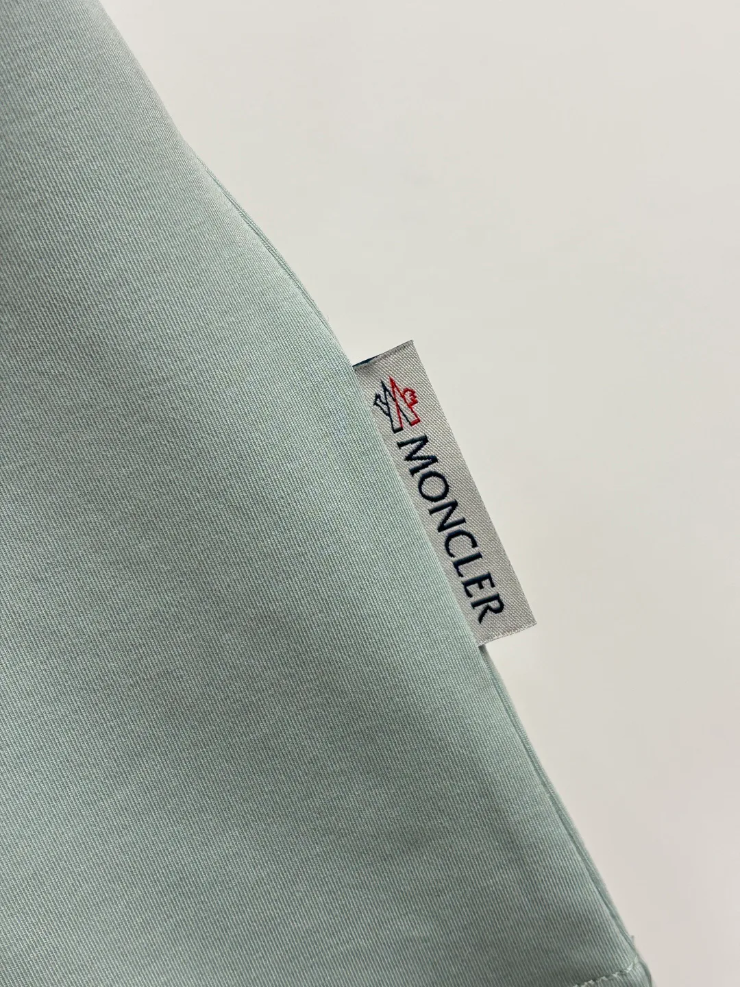 Футболки Женские Moncler 11000519